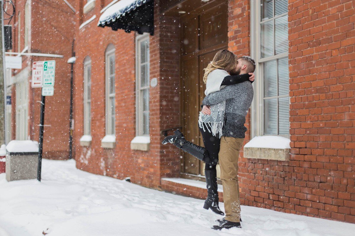 Cora+Steven Snow Session 12.jpg