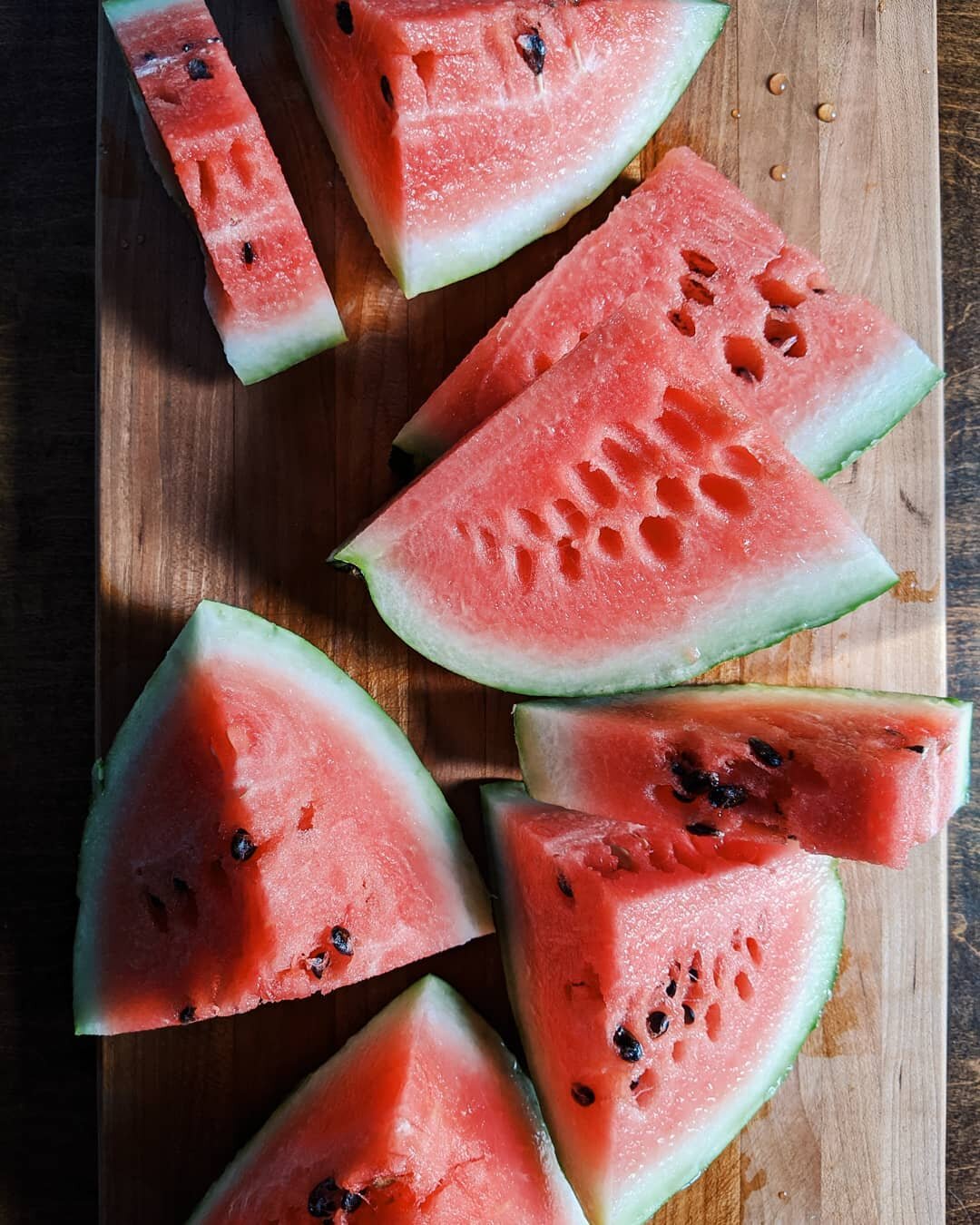 Hold onto the last moments of summer - @bigsageorganics, Elithorp Farm, and Kowitz Family Farm still have watermelons listed on the LINC Marketplace 🍉☀️