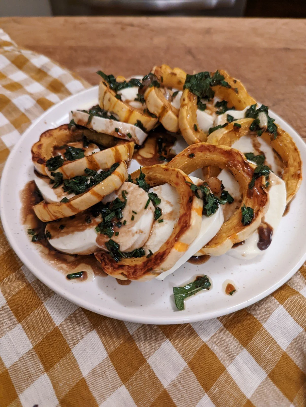 FALL CAPRESE SALAD