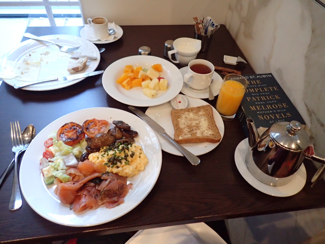 Hotel Breakfast, Round II
