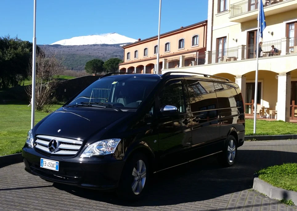 Rent car with driver (NCC)