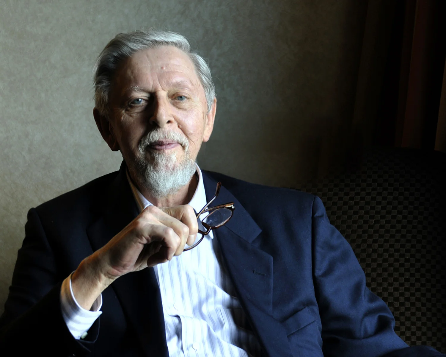 Richard Schmid Bio Photo.jpg
