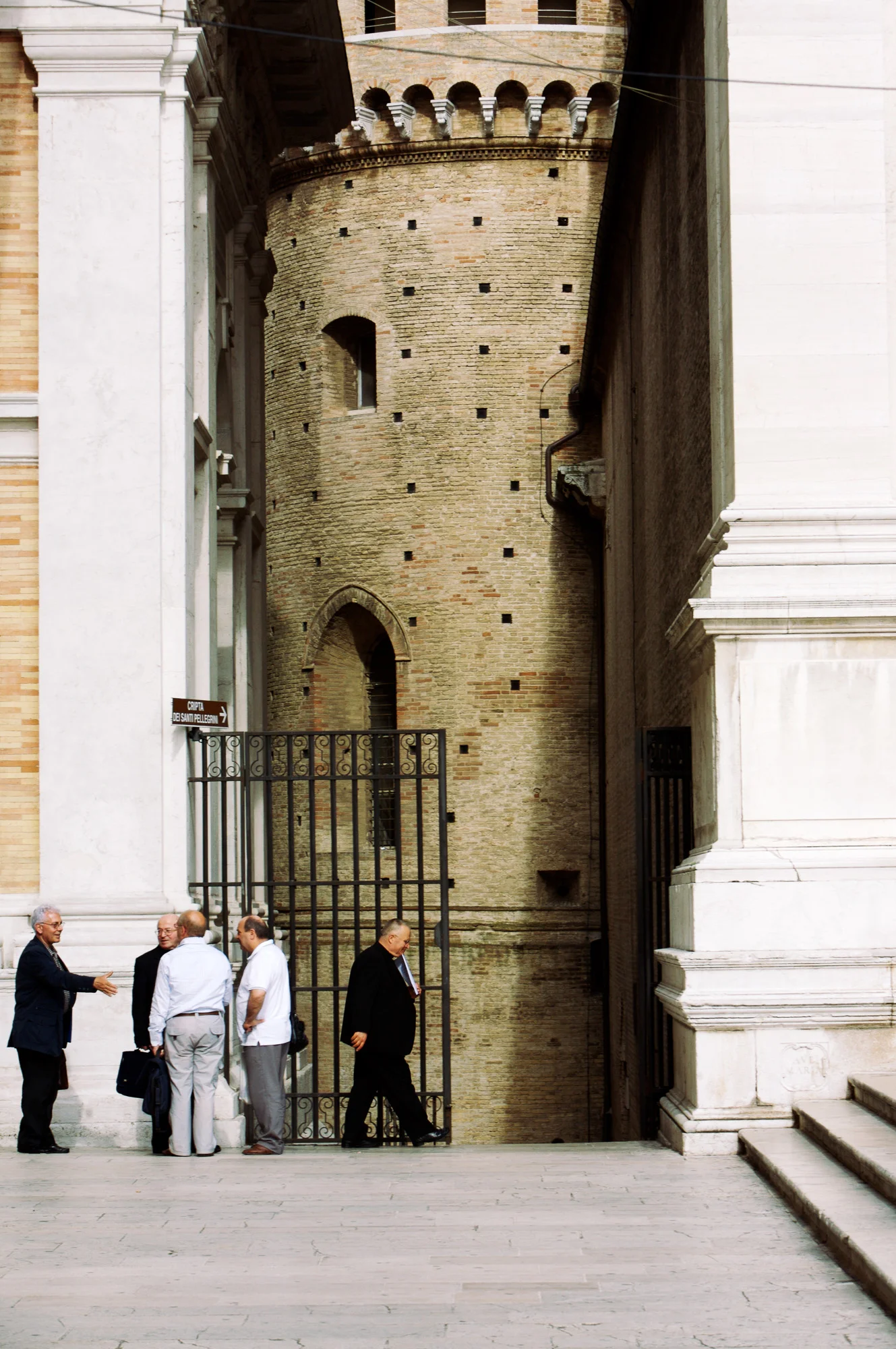 IMG_1749-web.jpg