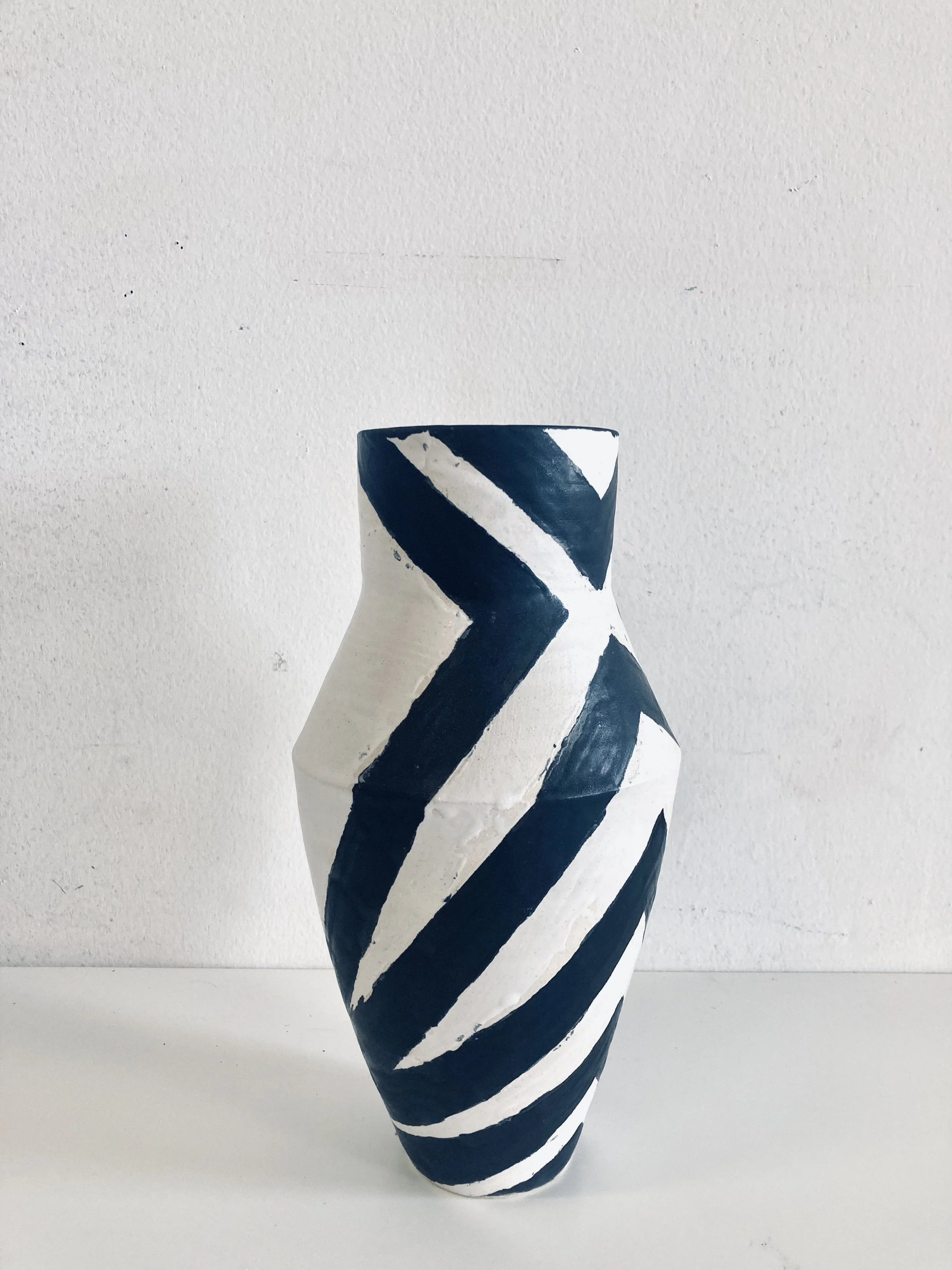 large side vase - black stone + white stone