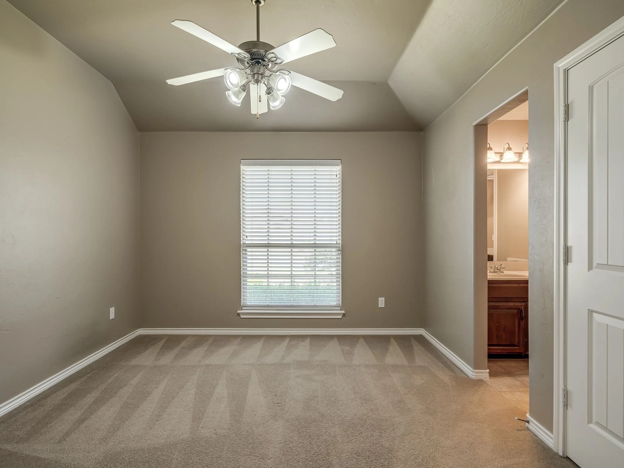 20163 Tranquil Pasture Lane-15.jpg