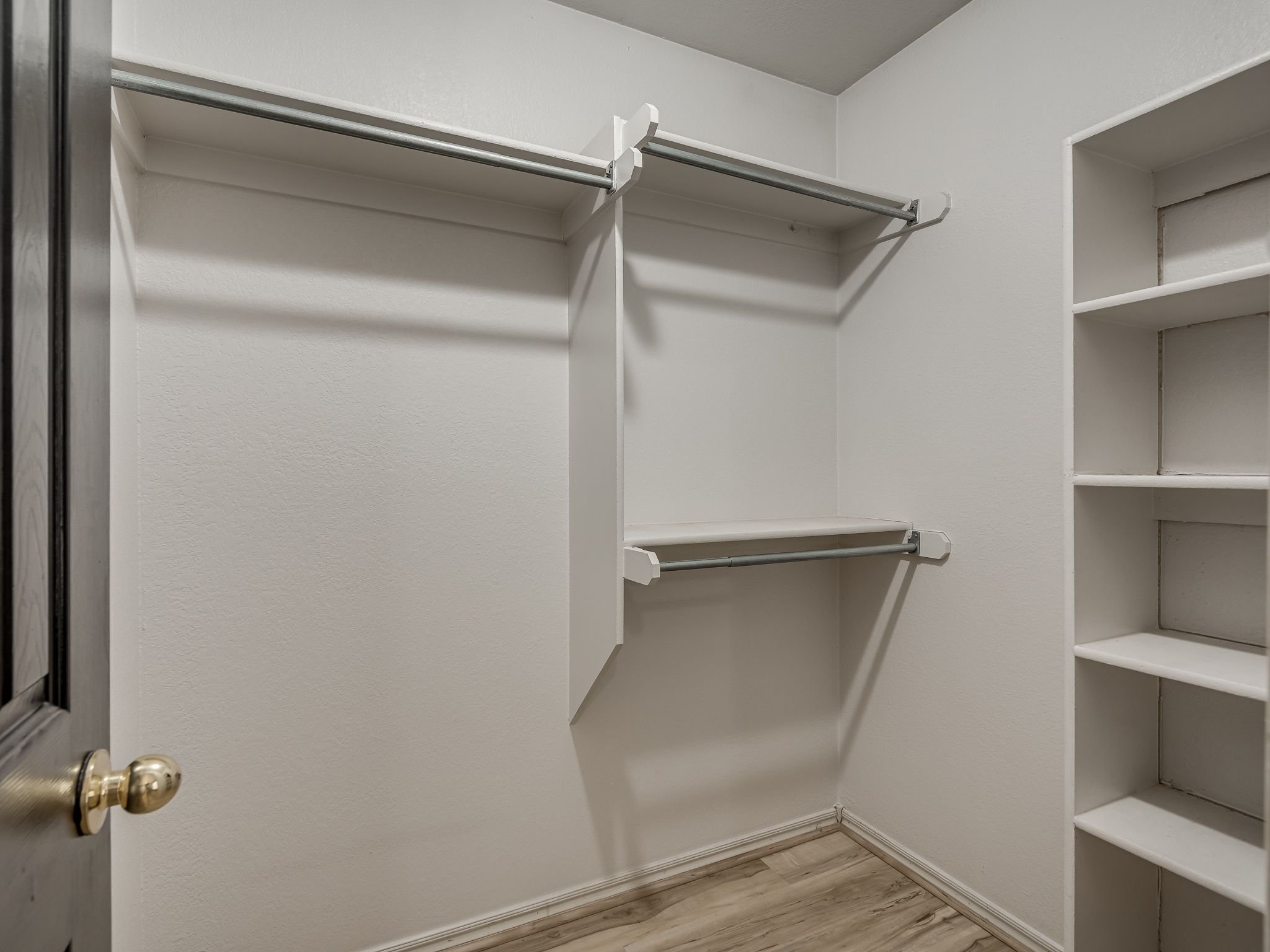 1853 Parkridge Drive-13.jpg