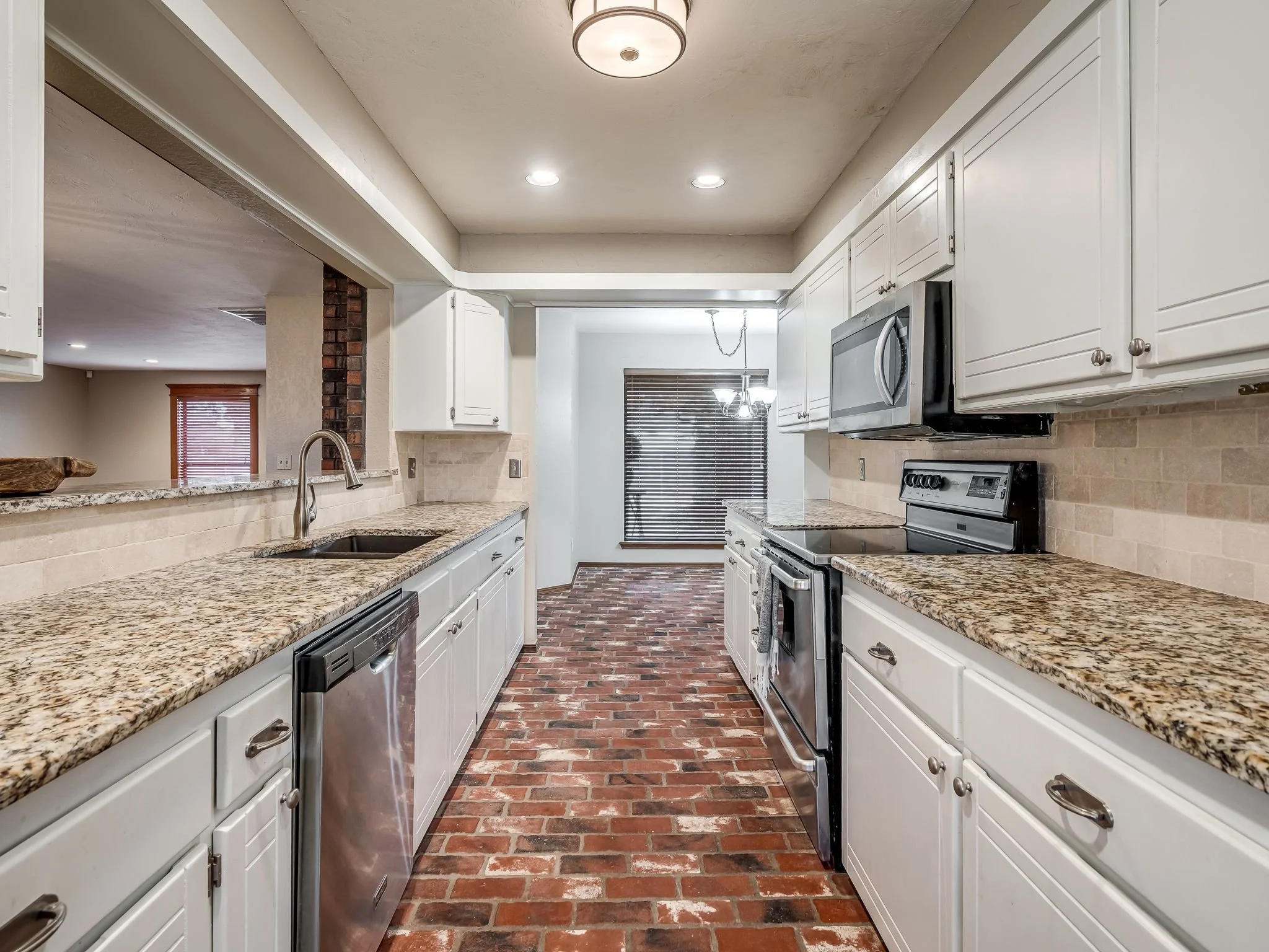 4609 Deer Creek Court-8.jpg