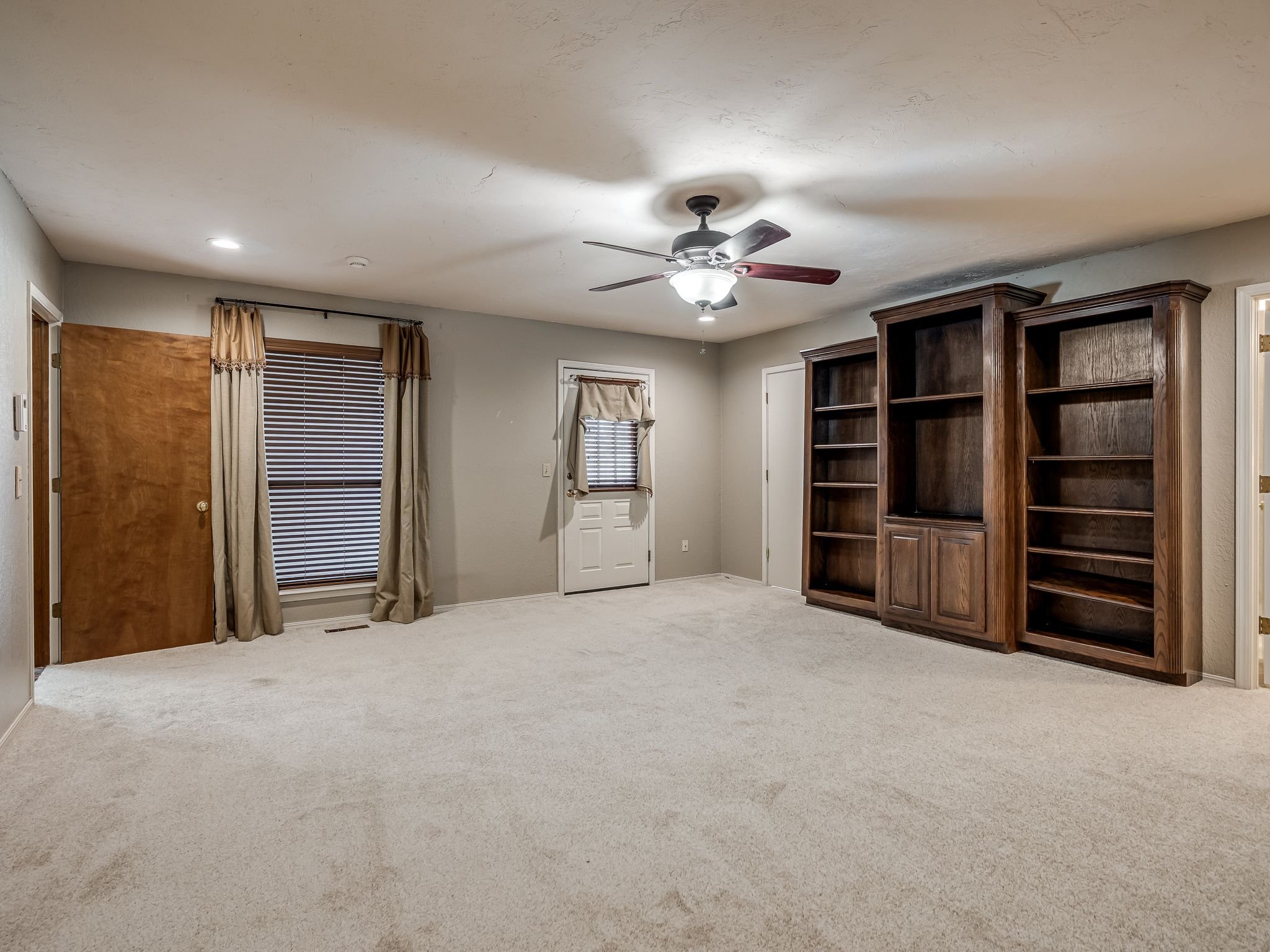 4609 Deer Creek Court-12.jpg