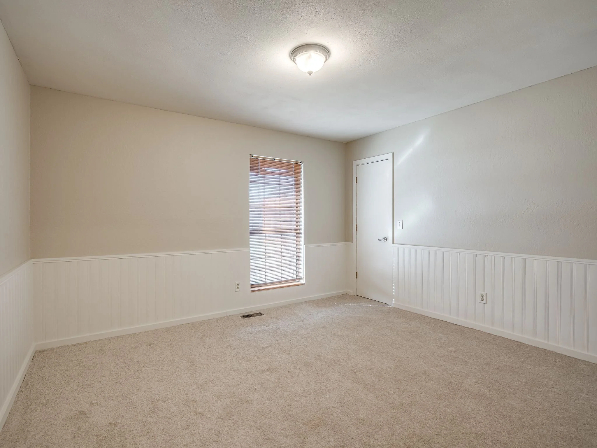 4609 Deer Creek Court-17.jpg