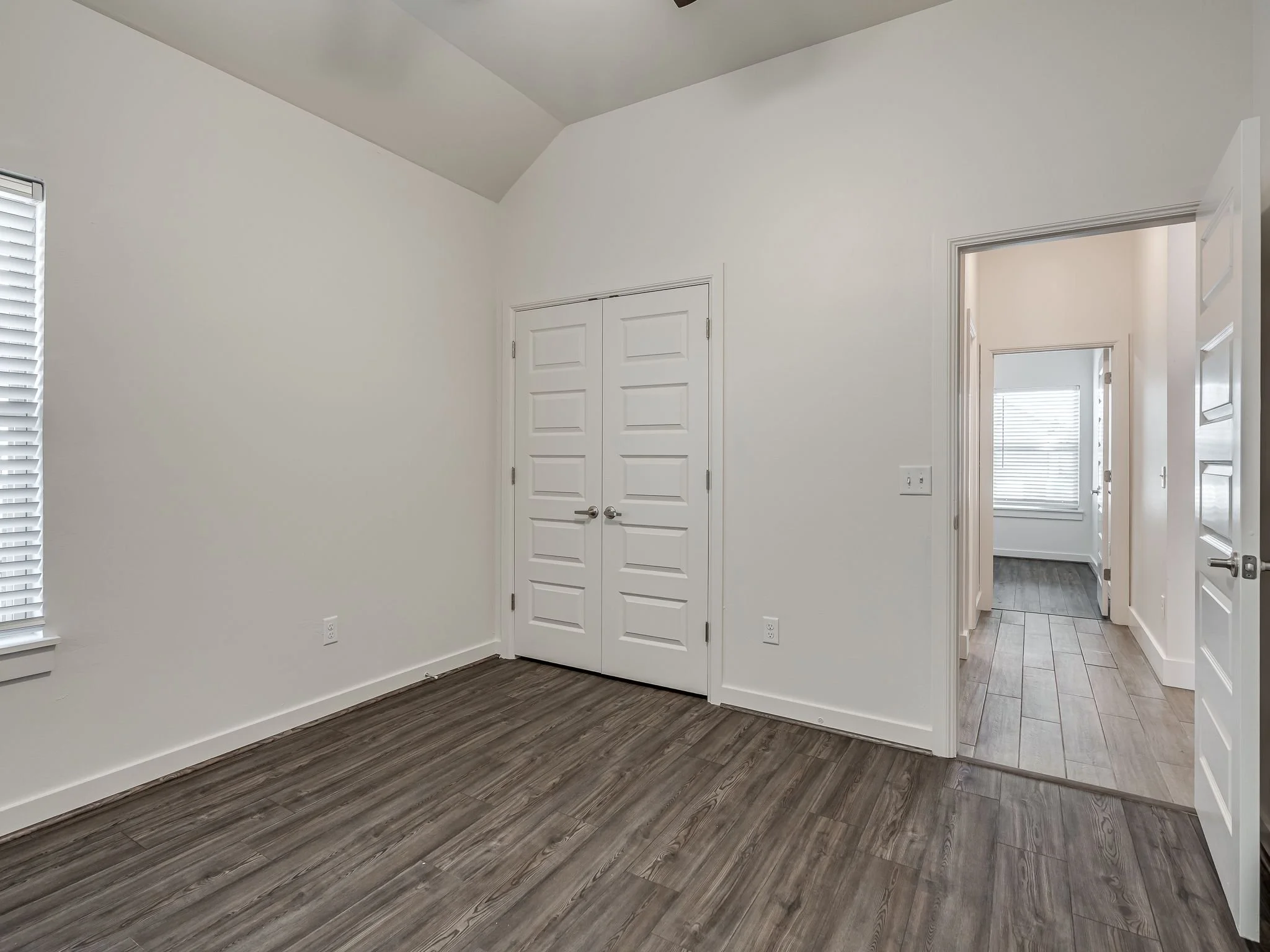 1312 Stone Creek Dr-22.jpg