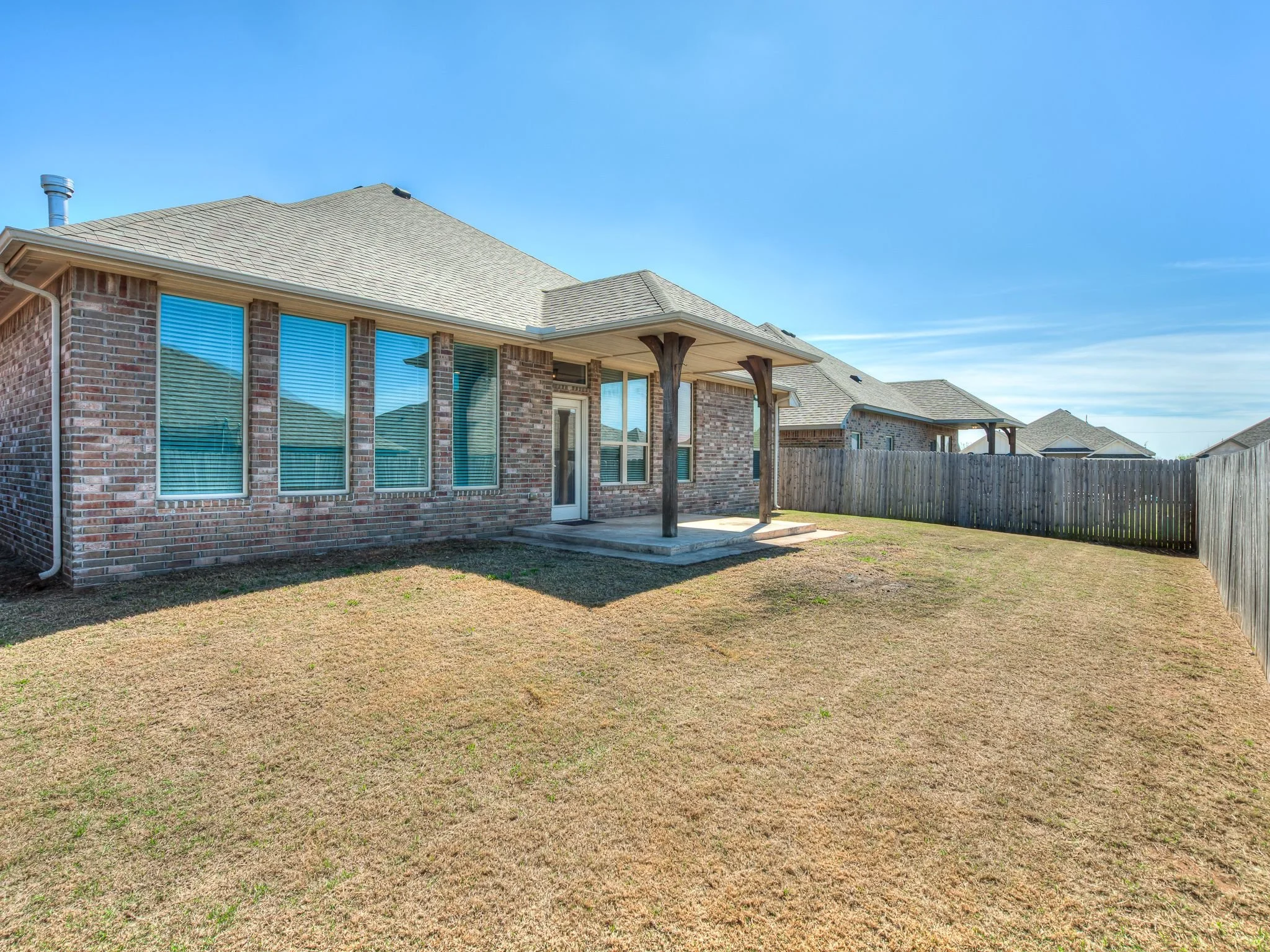 1312 Stone Creek Dr-27.jpg