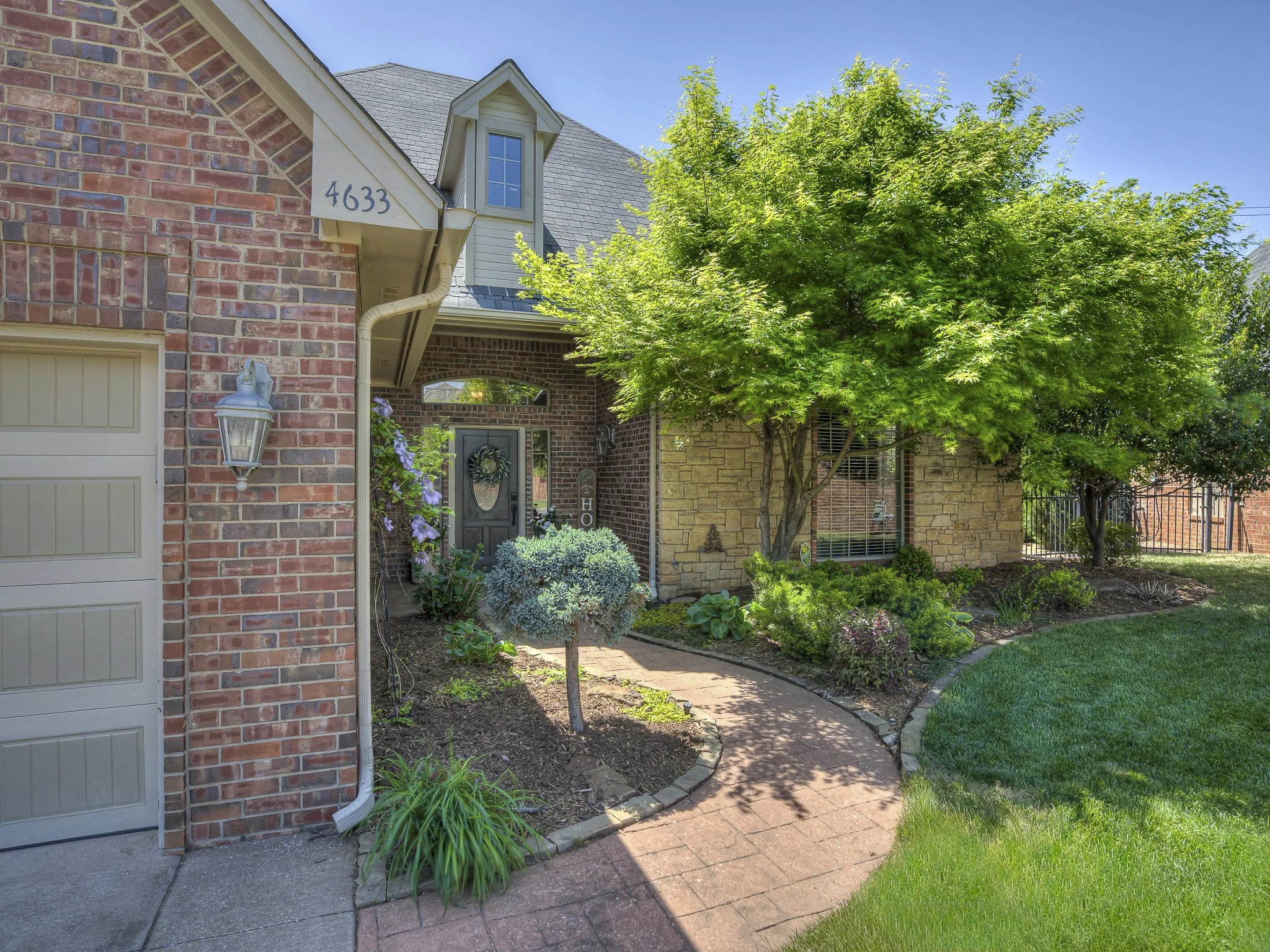 4633 Olde Village Circle-2 edit.jpg