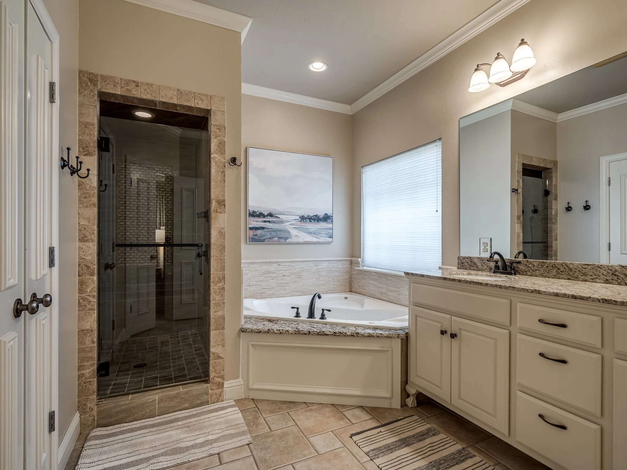 4633 Olde Village Circle-13.jpg