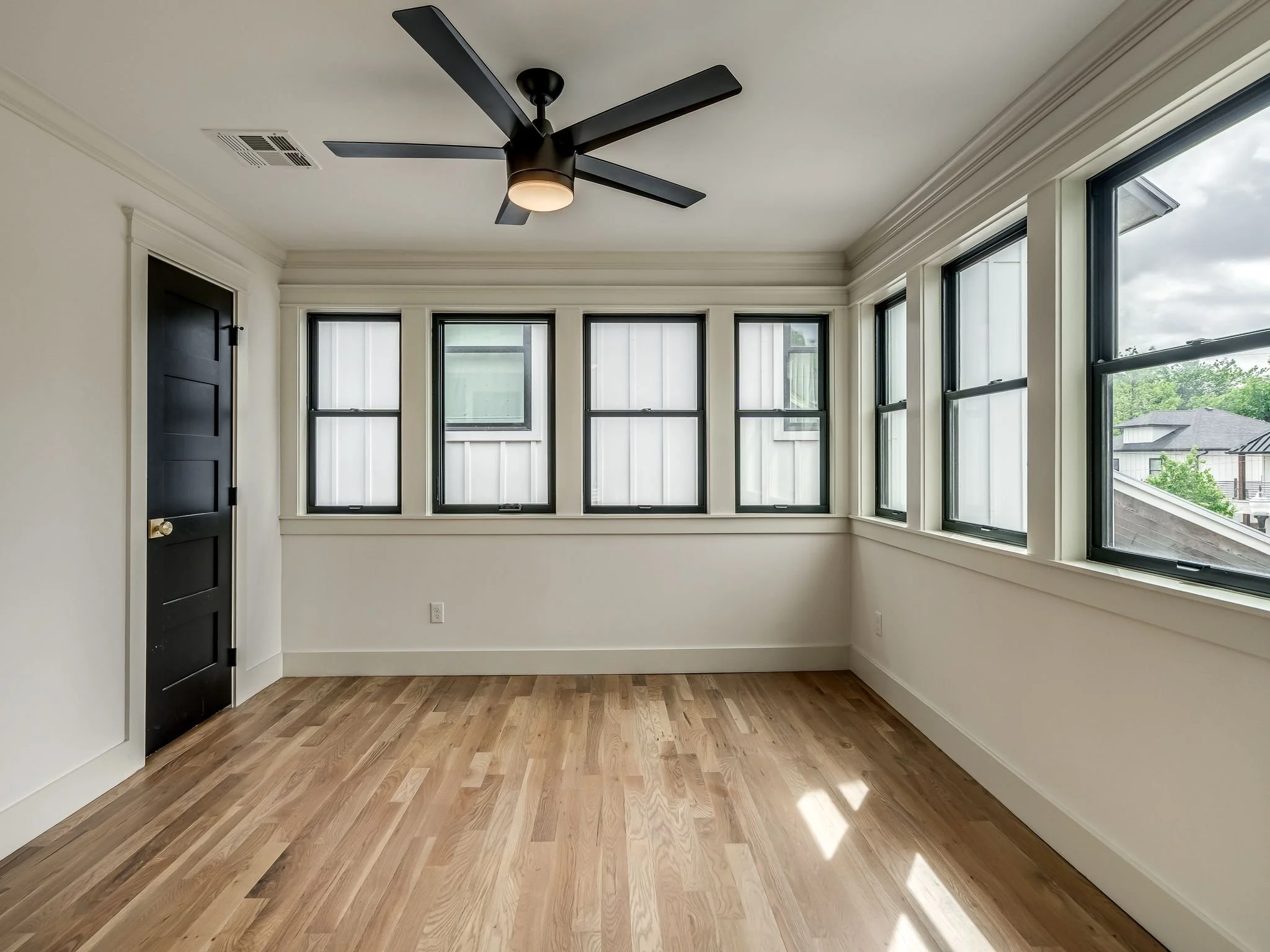 1405 NW 16th St-36.jpg
