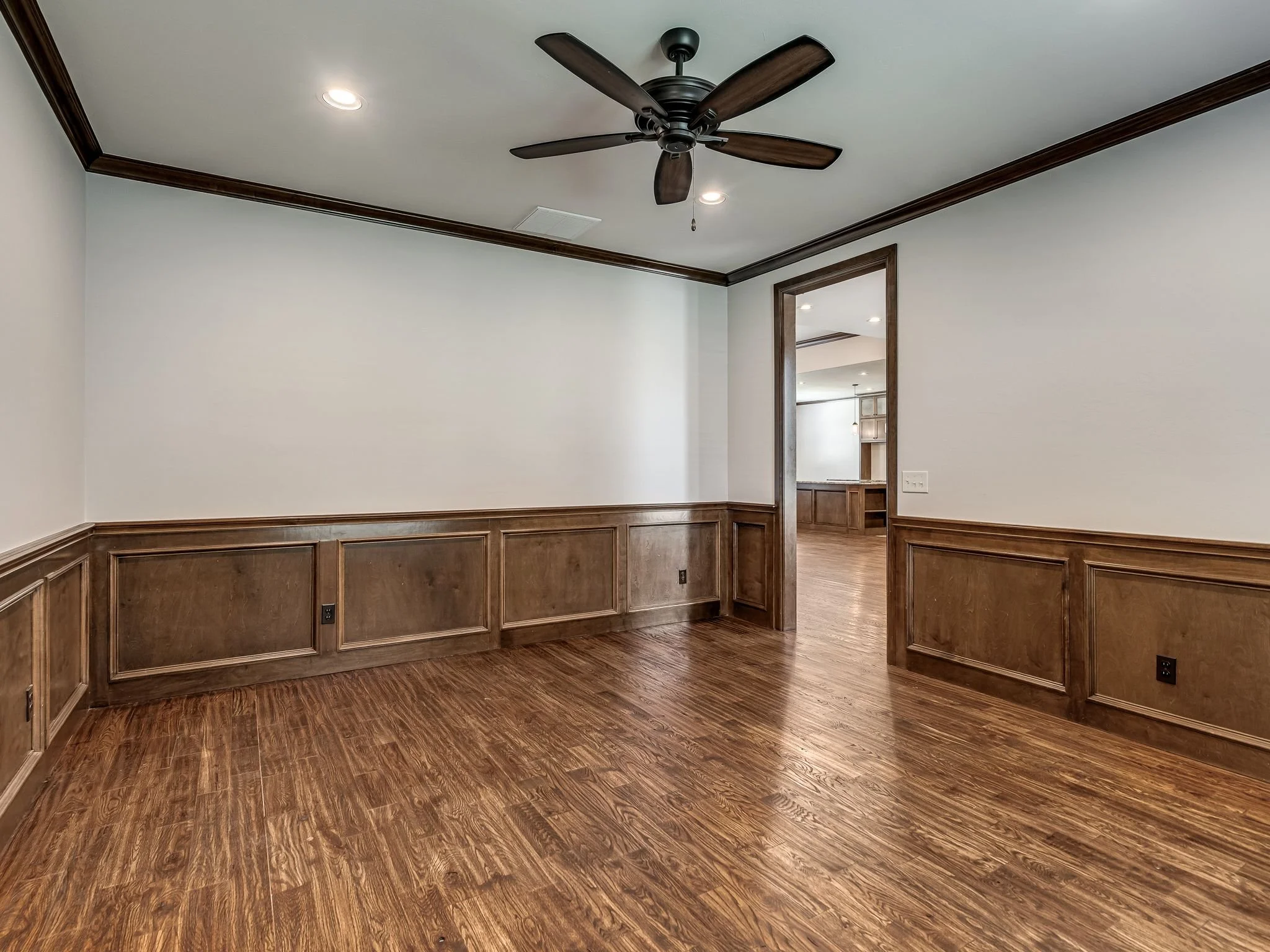 4301 Norfolk Court-19.jpg