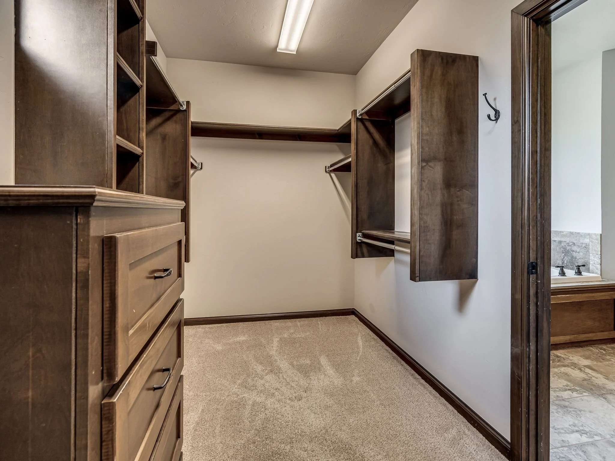 4301 Norfolk Court-26.jpg