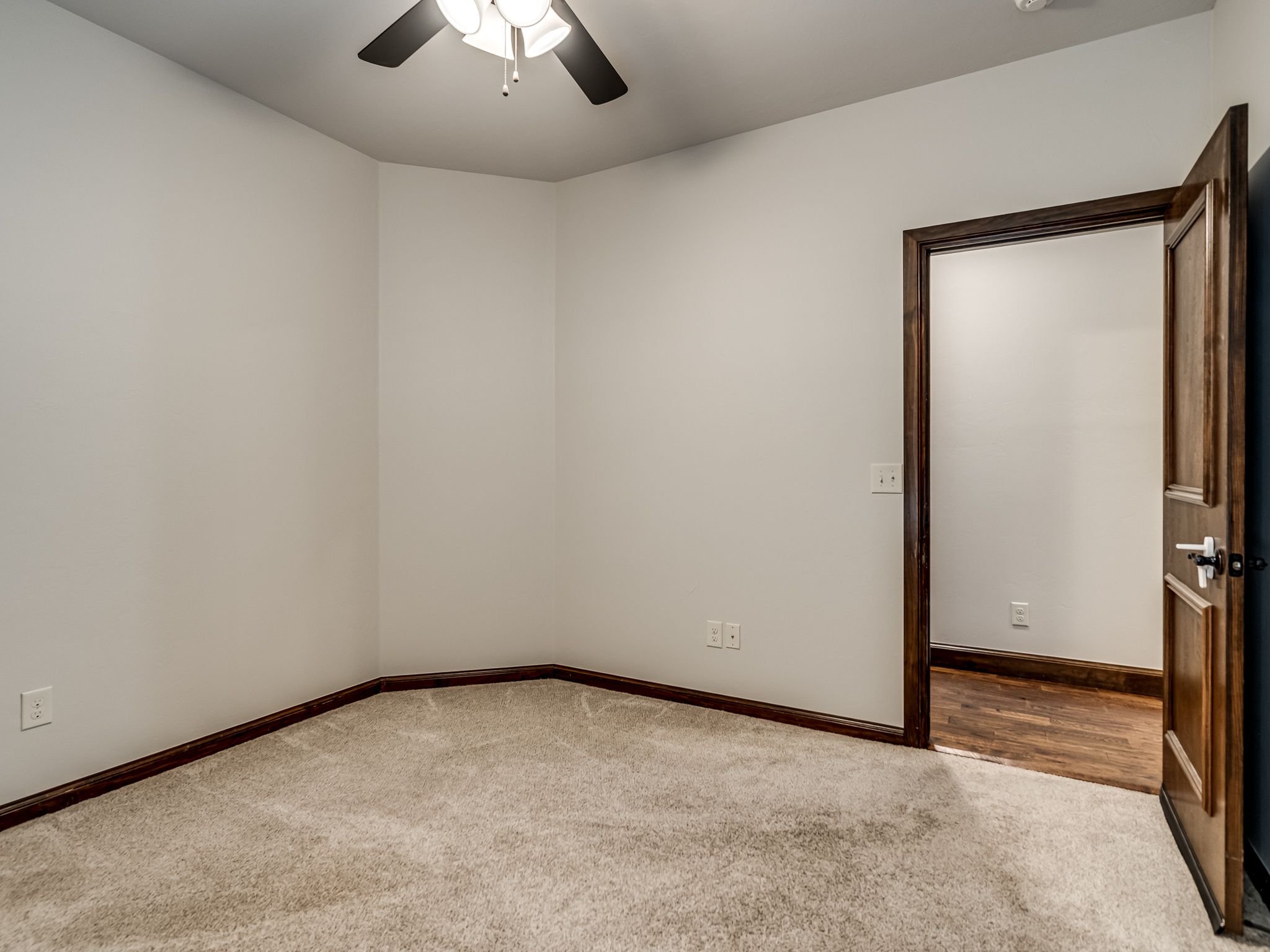 4301 Norfolk Court-29.jpg