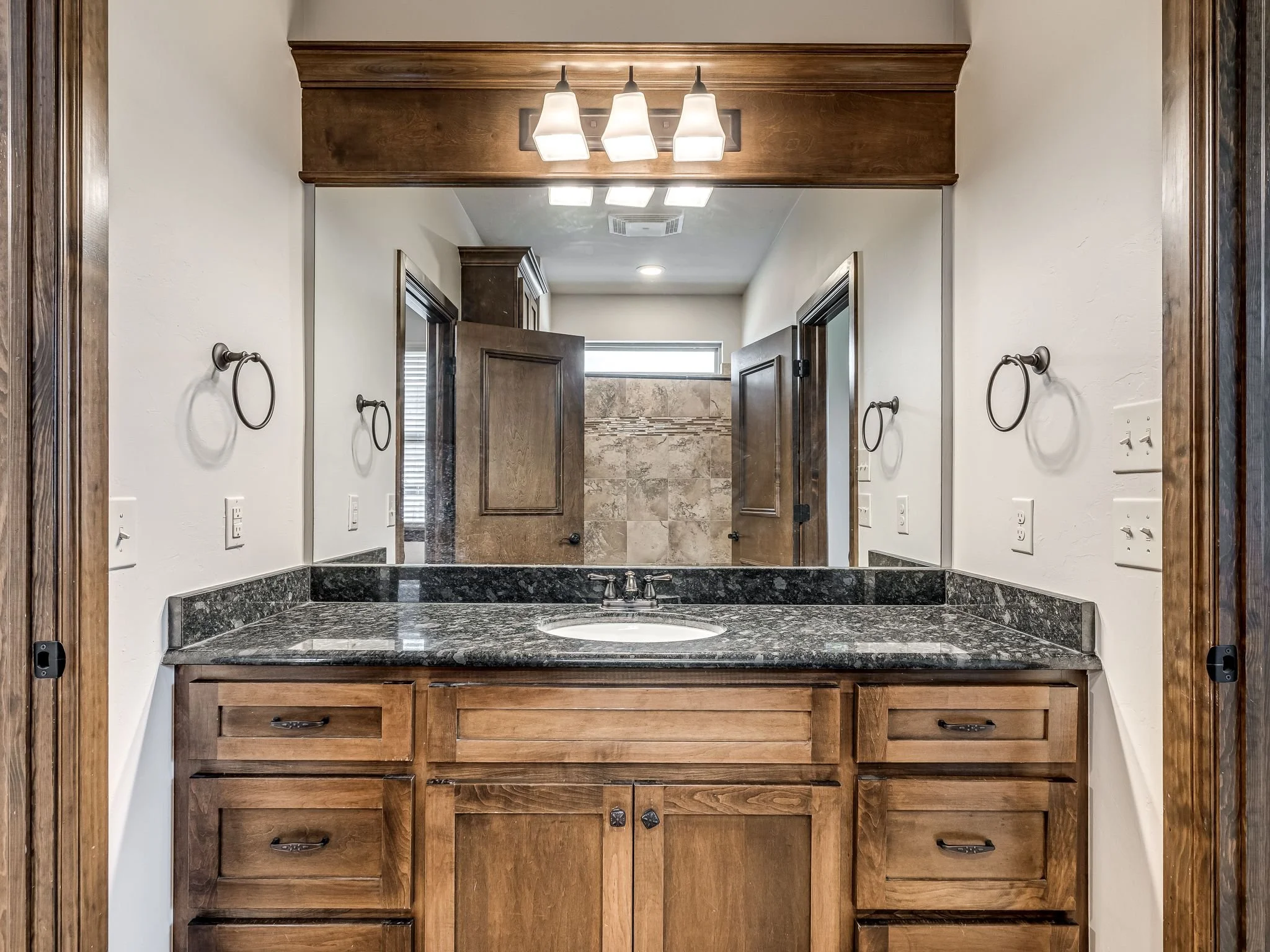 4301 Norfolk Court-35.jpg