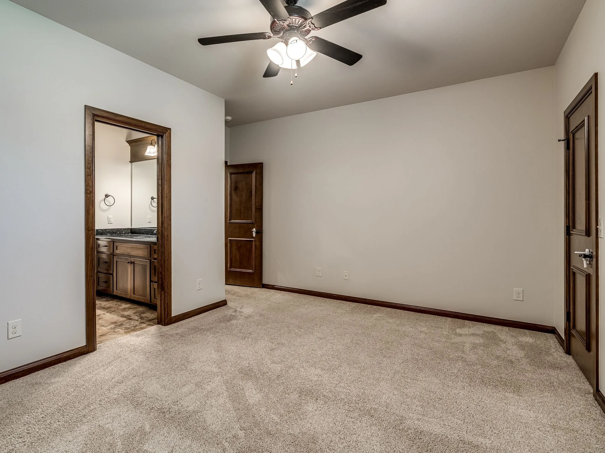 4301 Norfolk Court-40.jpg