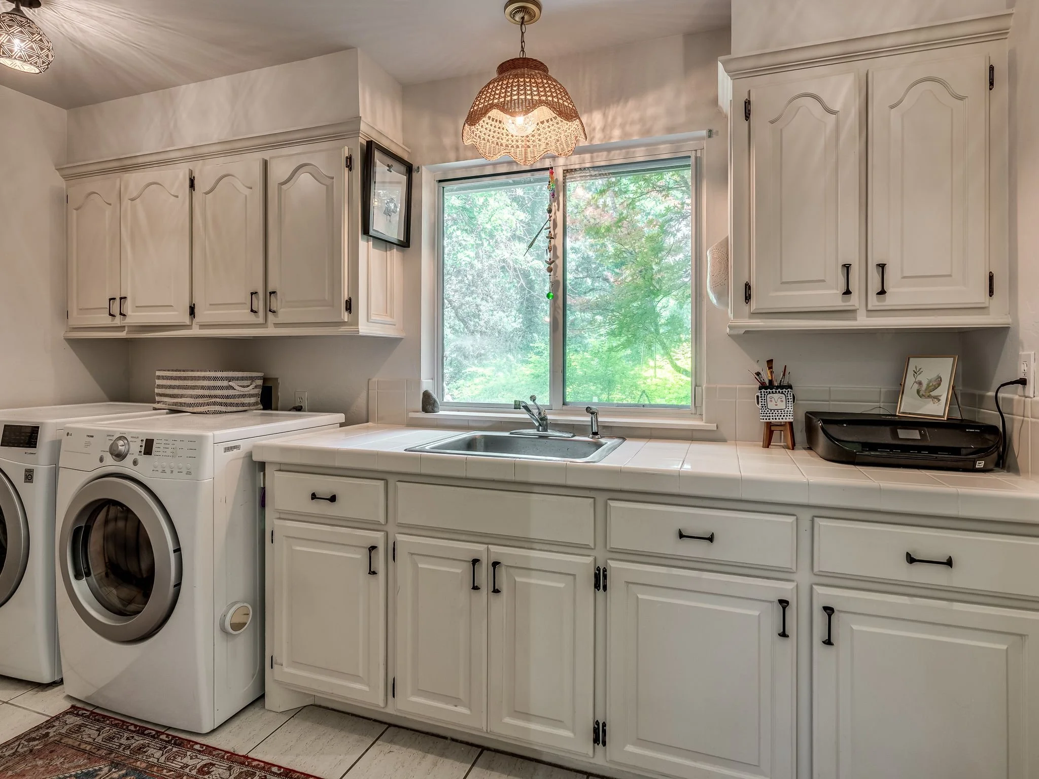 2010 Silver Crest Dr-39.jpg