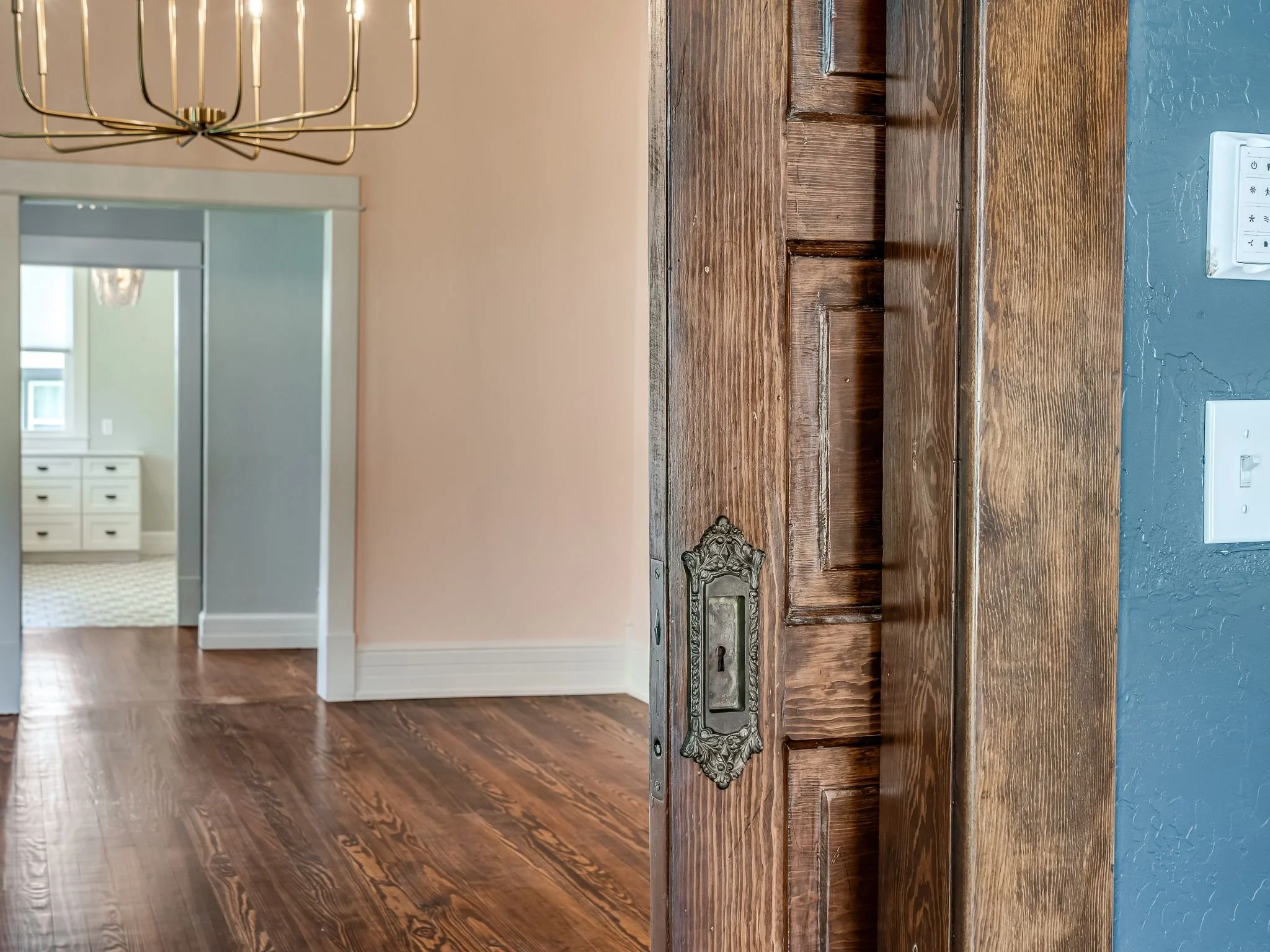 1401 W Chickasha Ave-8.jpg