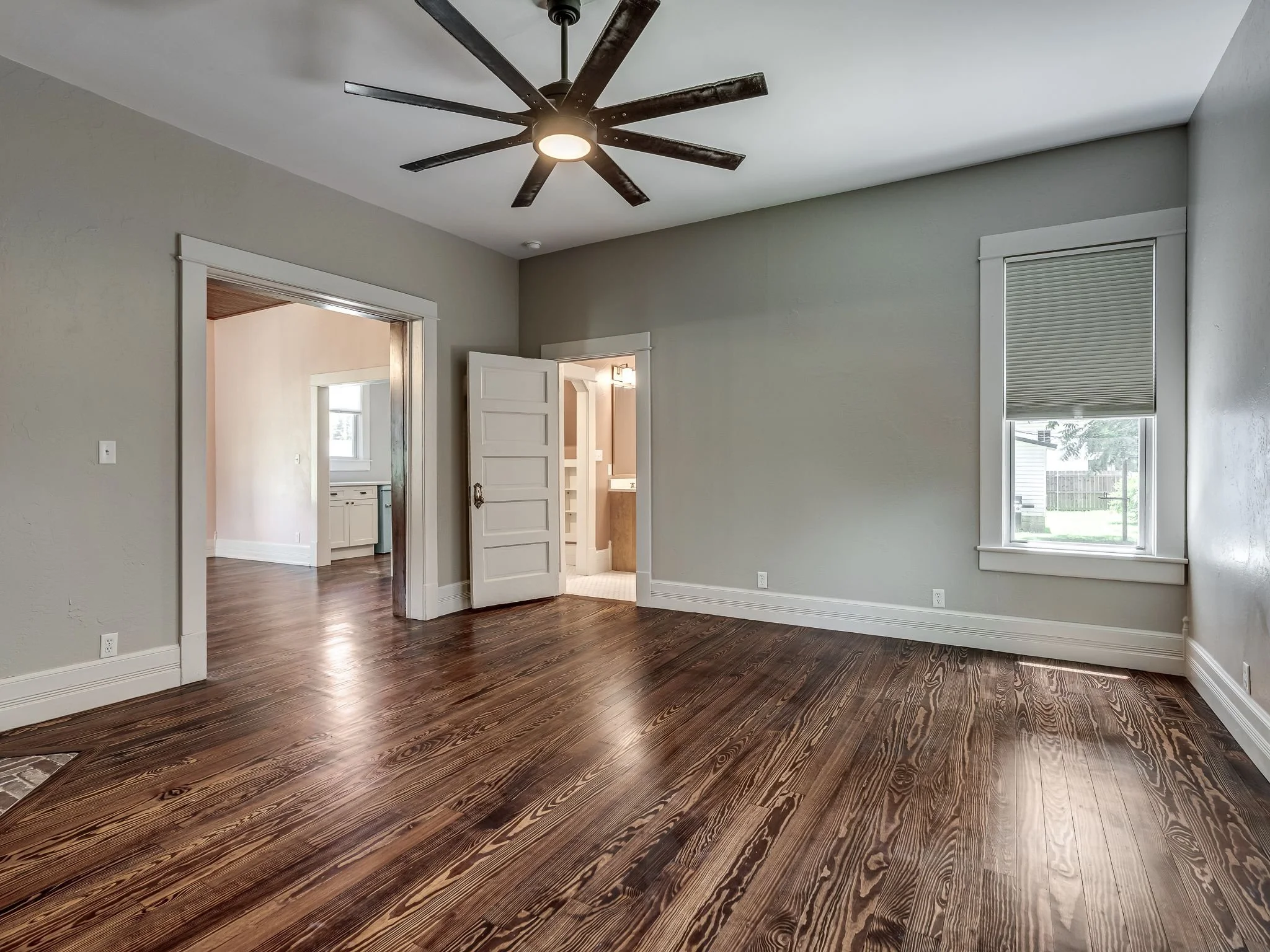 1401 W Chickasha Ave-13.jpg