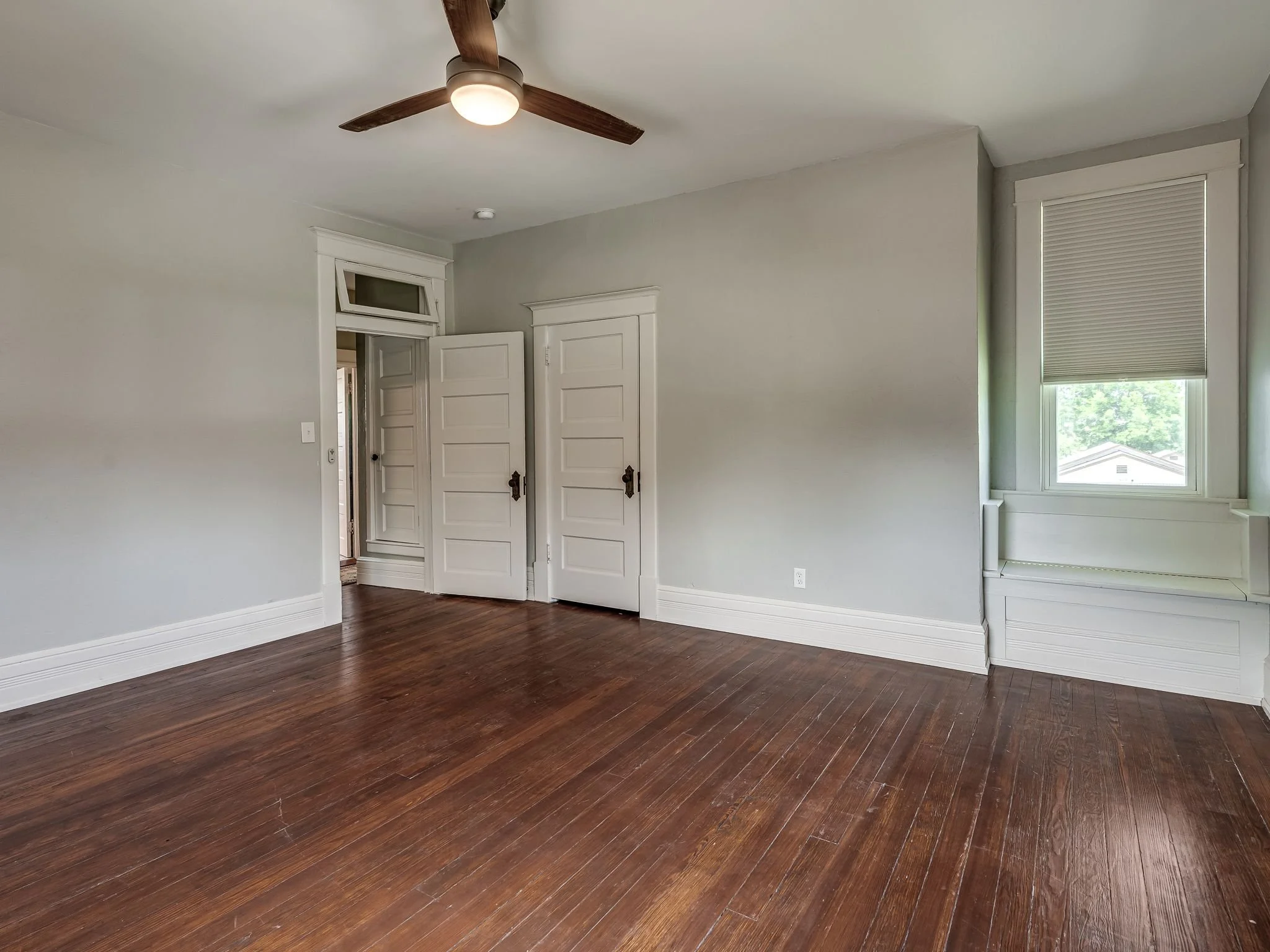 1401 W Chickasha Ave-27.jpg
