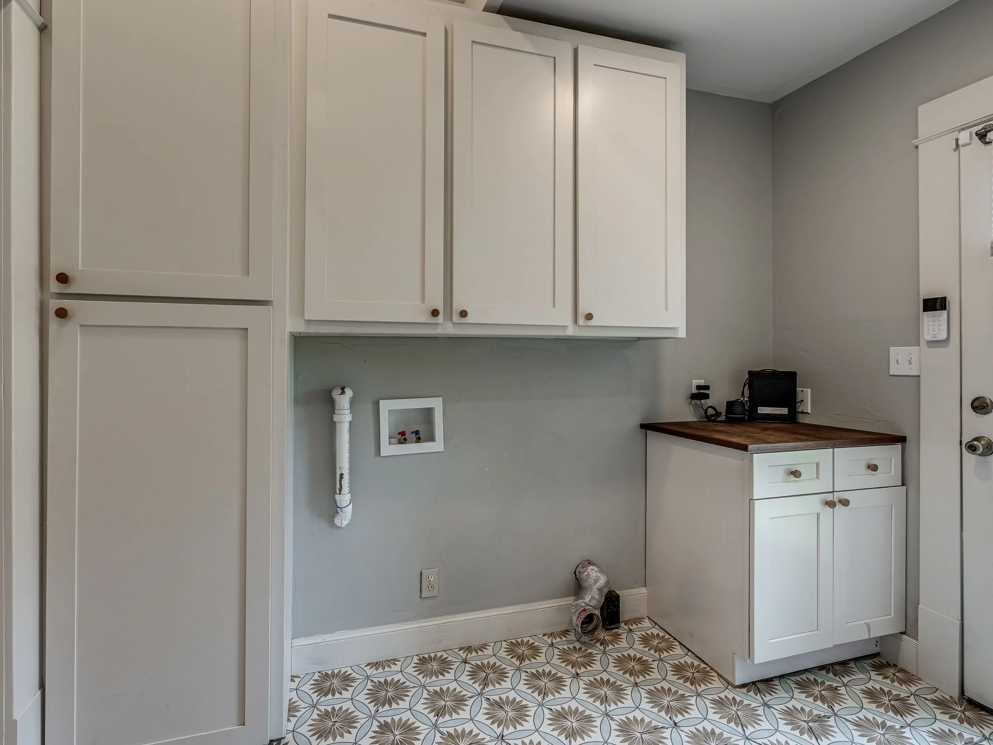 1401 W Chickasha Ave-32.jpg