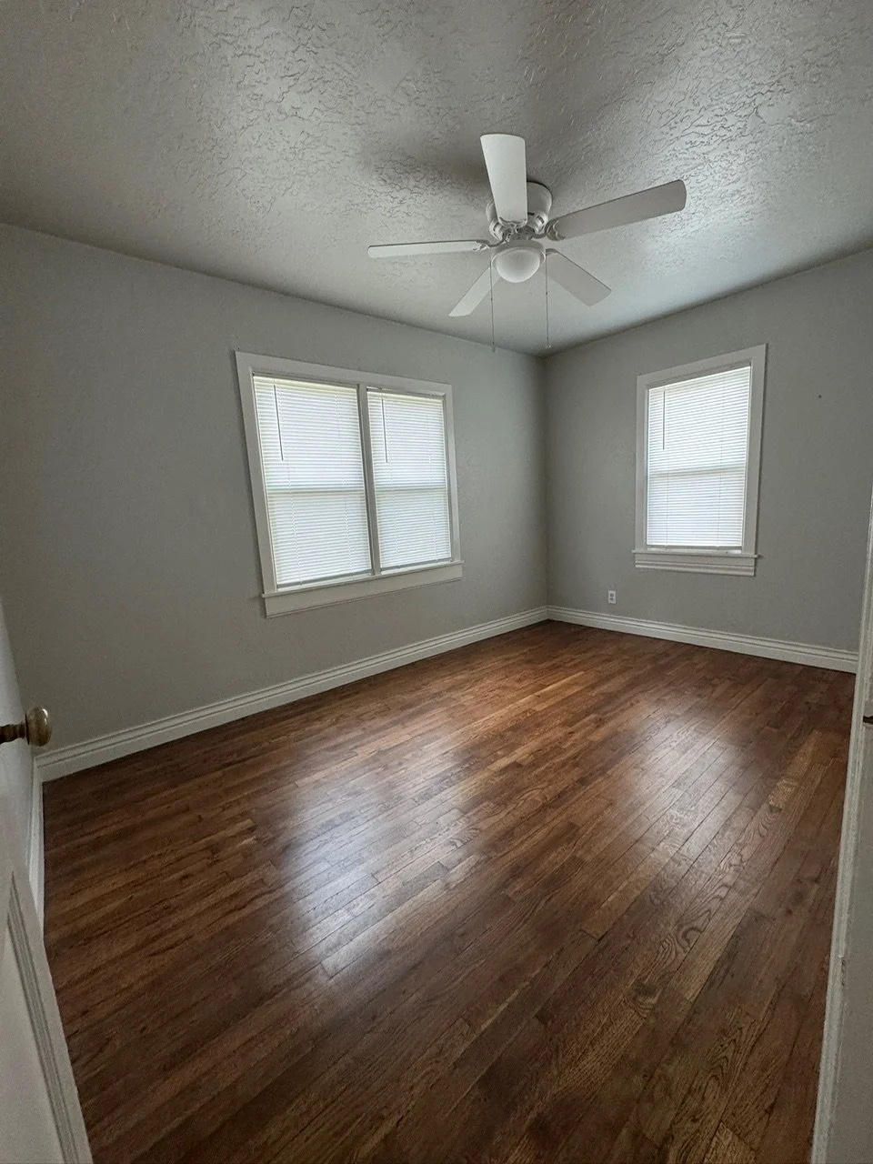 1401 W Chickasha Ave-40.JPG