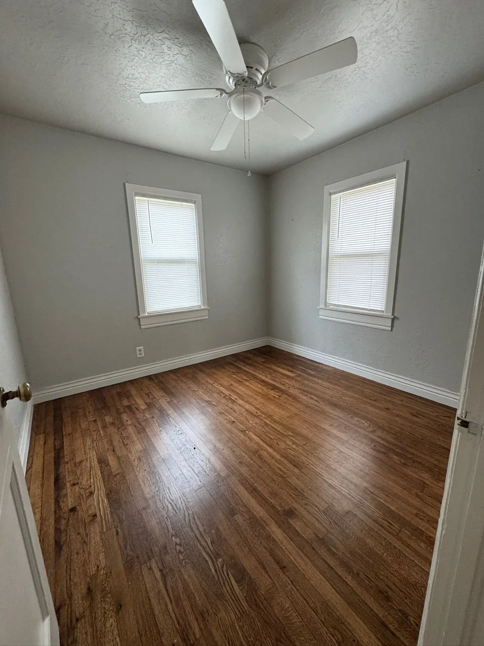 1401 W Chickasha Ave-43.JPG