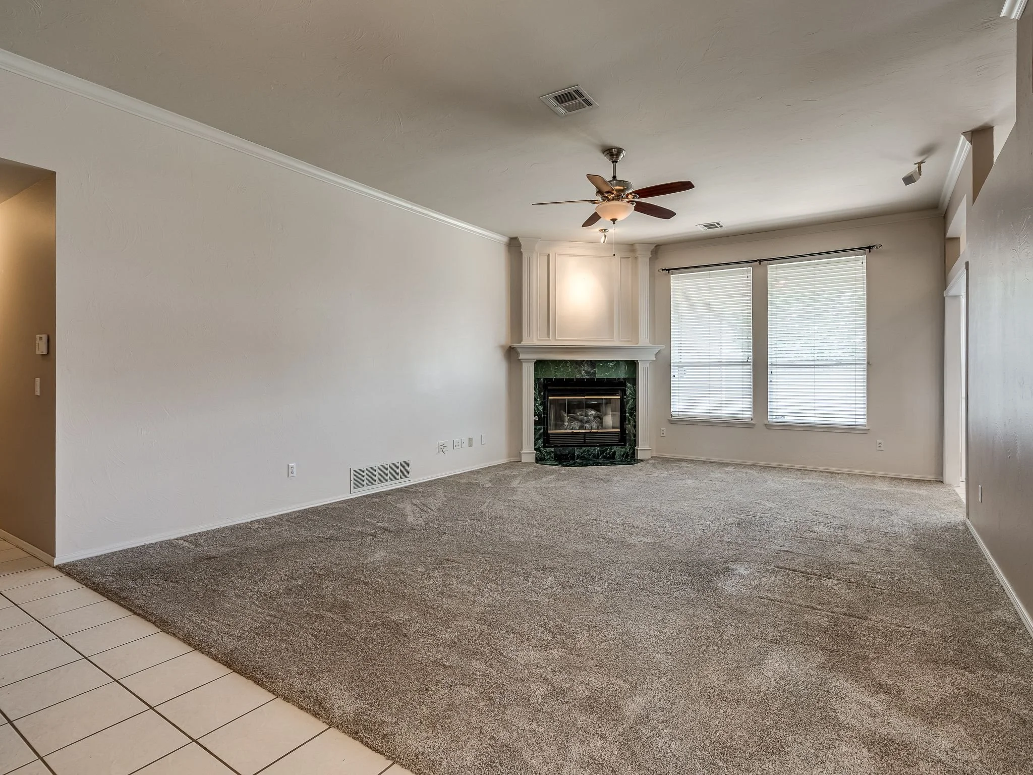 8308 NW 76th St-5.jpg