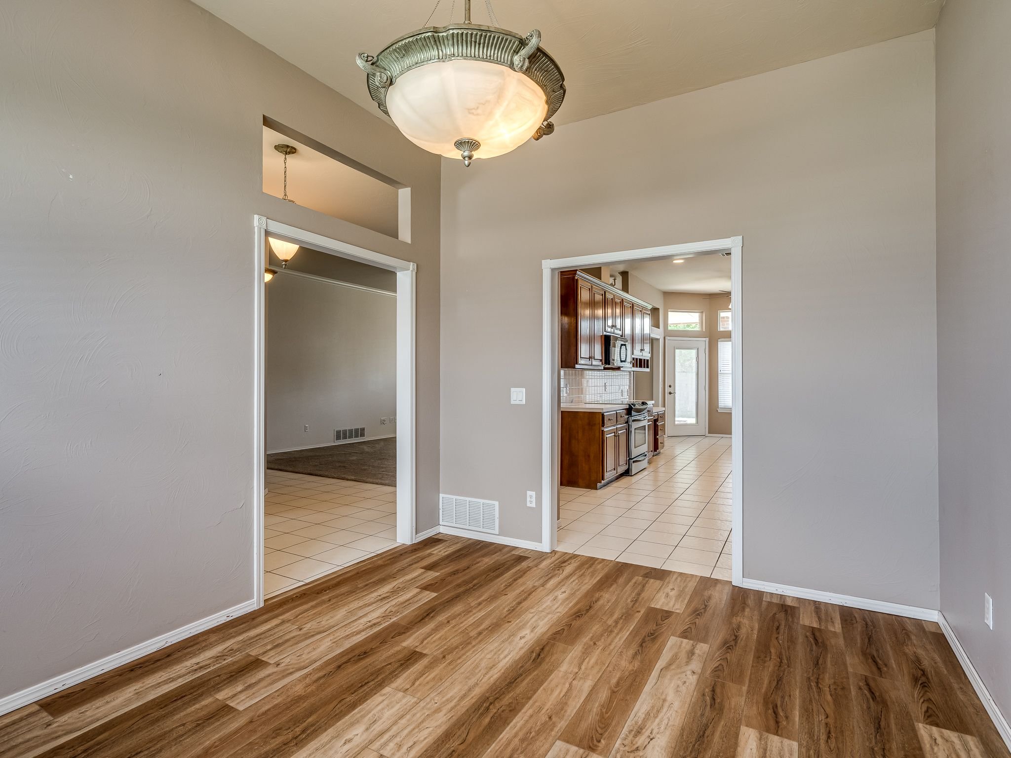 8308 NW 76th St-8.jpg