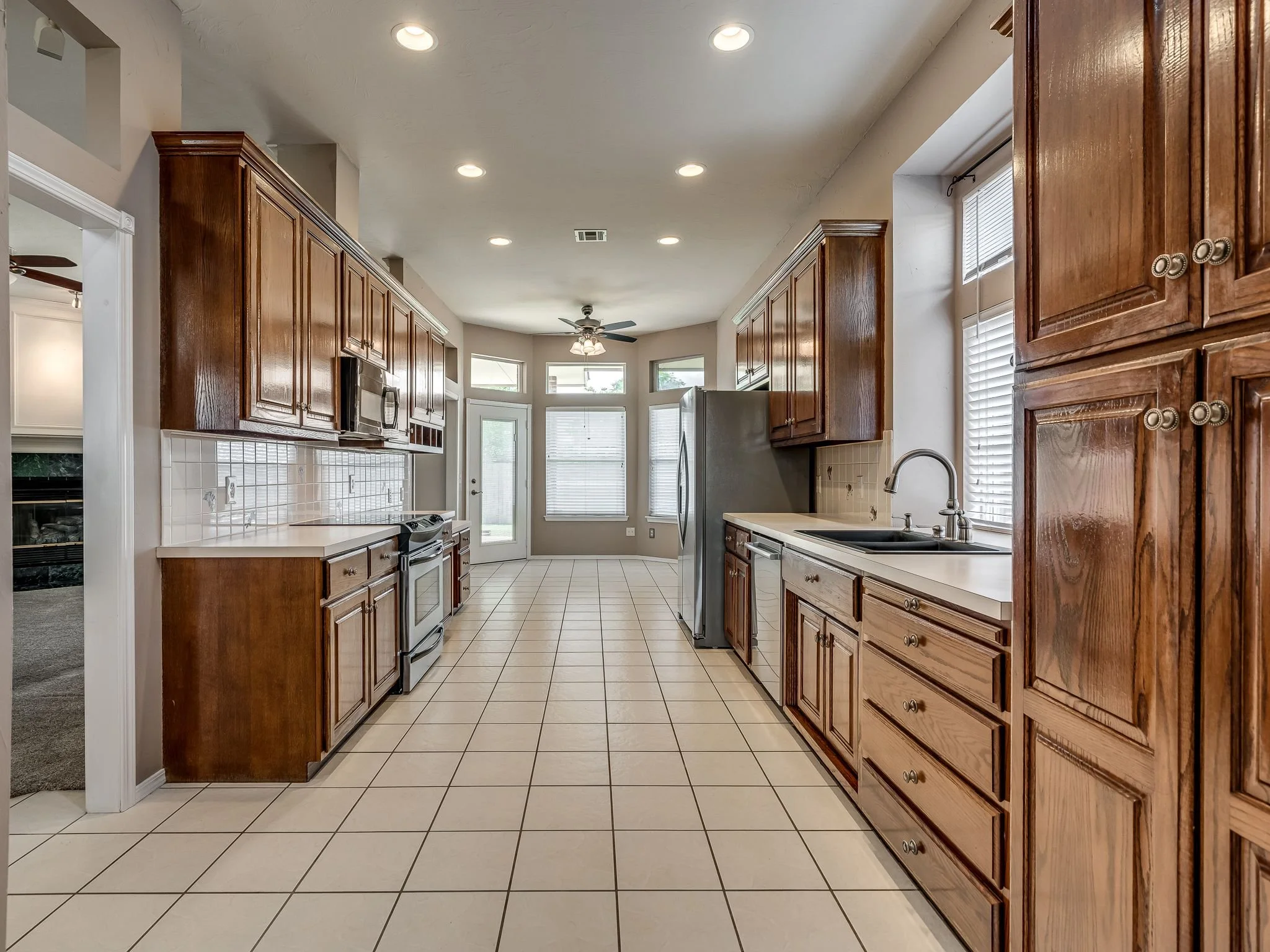 8308 NW 76th St-9.jpg