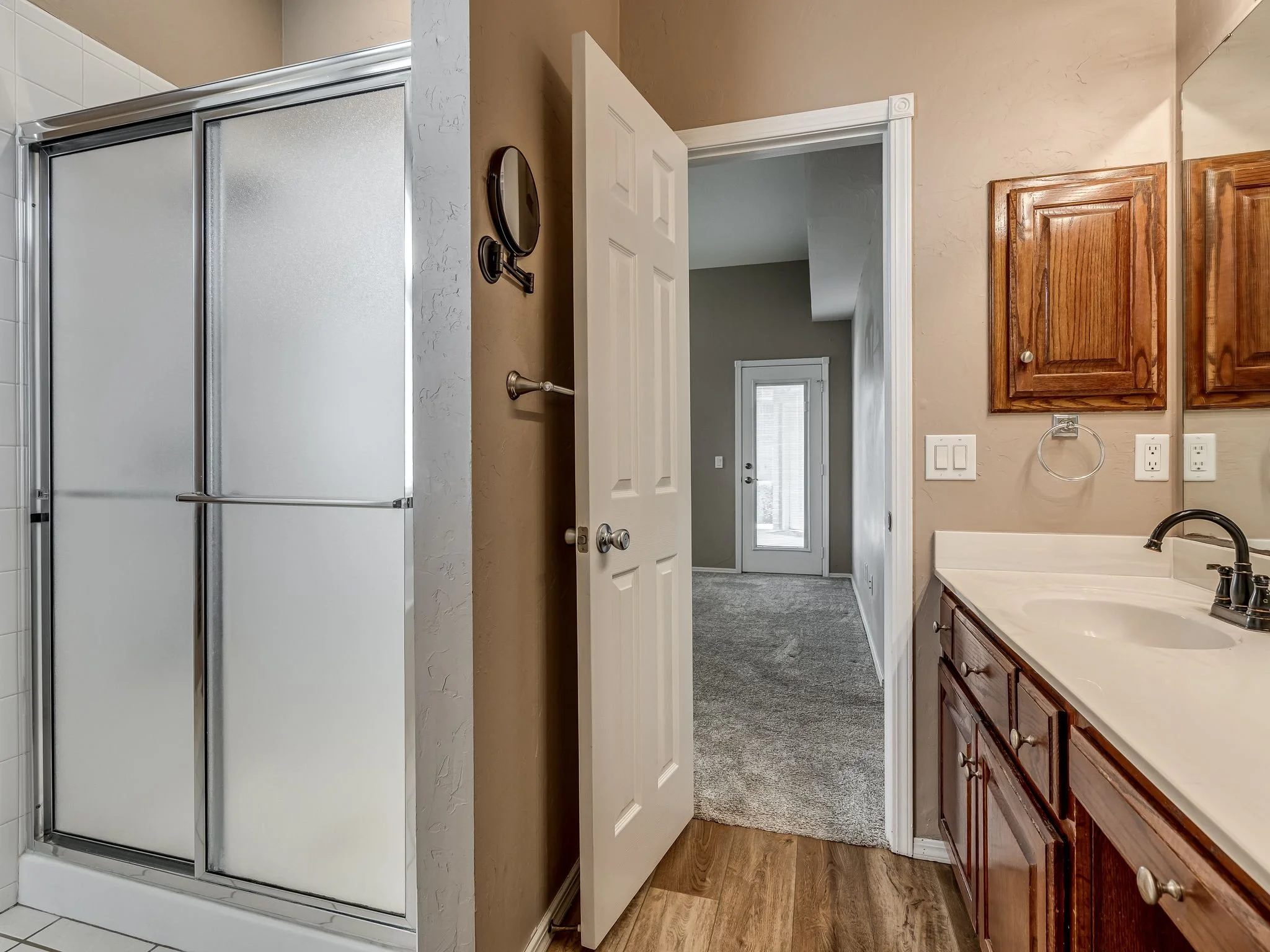 8308 NW 76th St-16.jpg