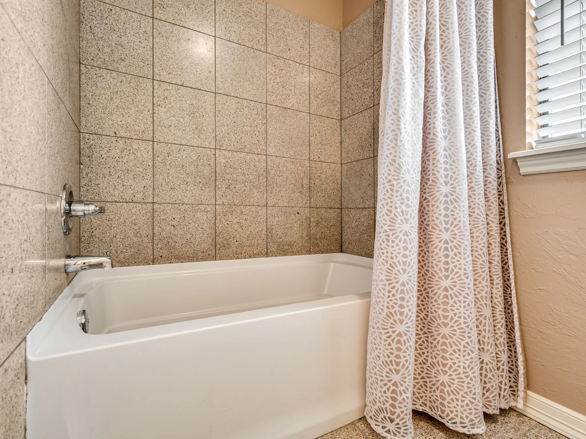 6819 NW 31st St-20.jpg