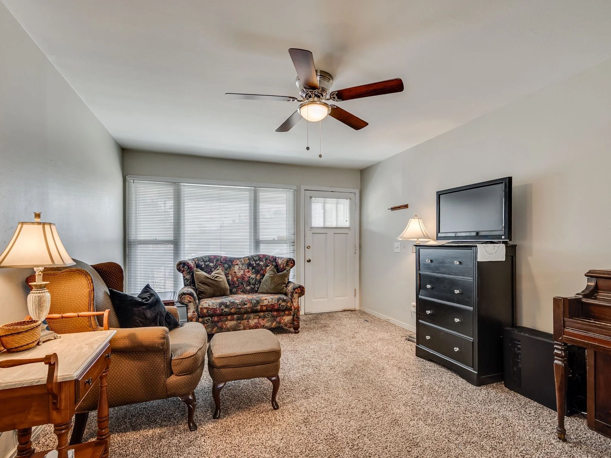 3721 NW 32nd St-3.jpg