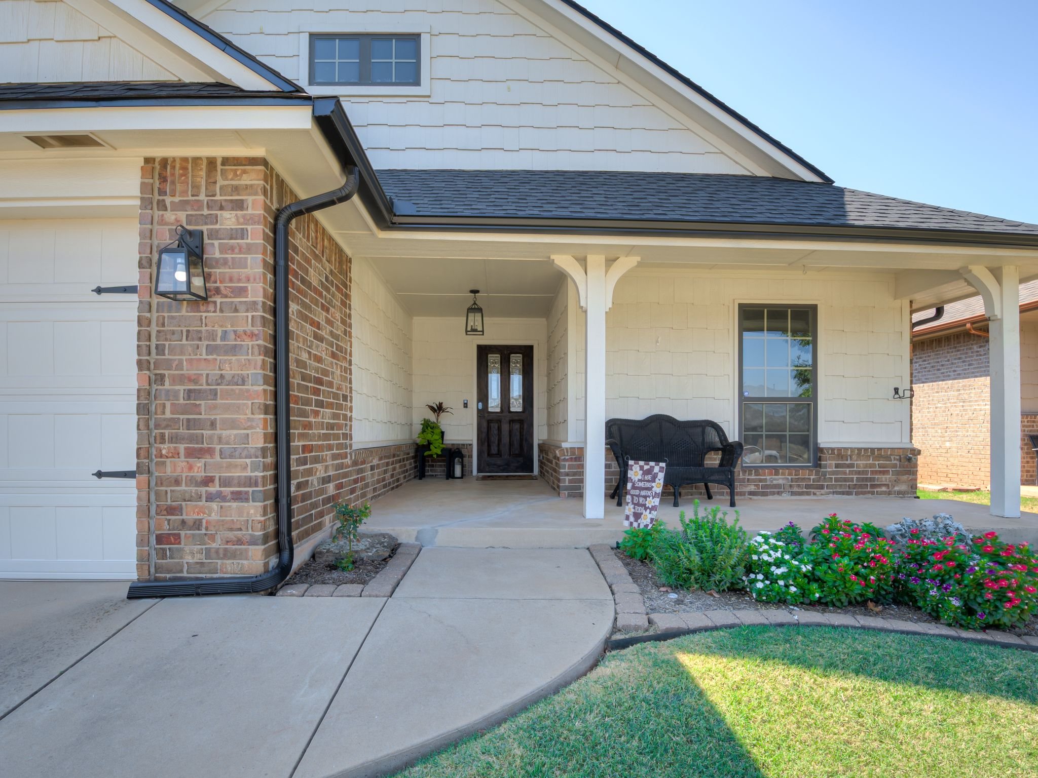 2204 NW 158th St-2.jpg