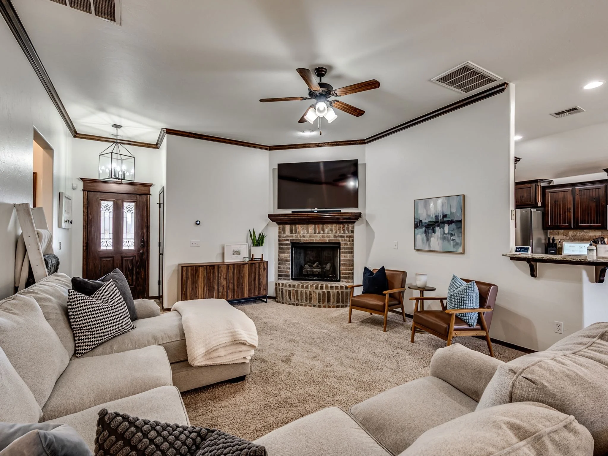 2204 NW 158th St-4.jpg