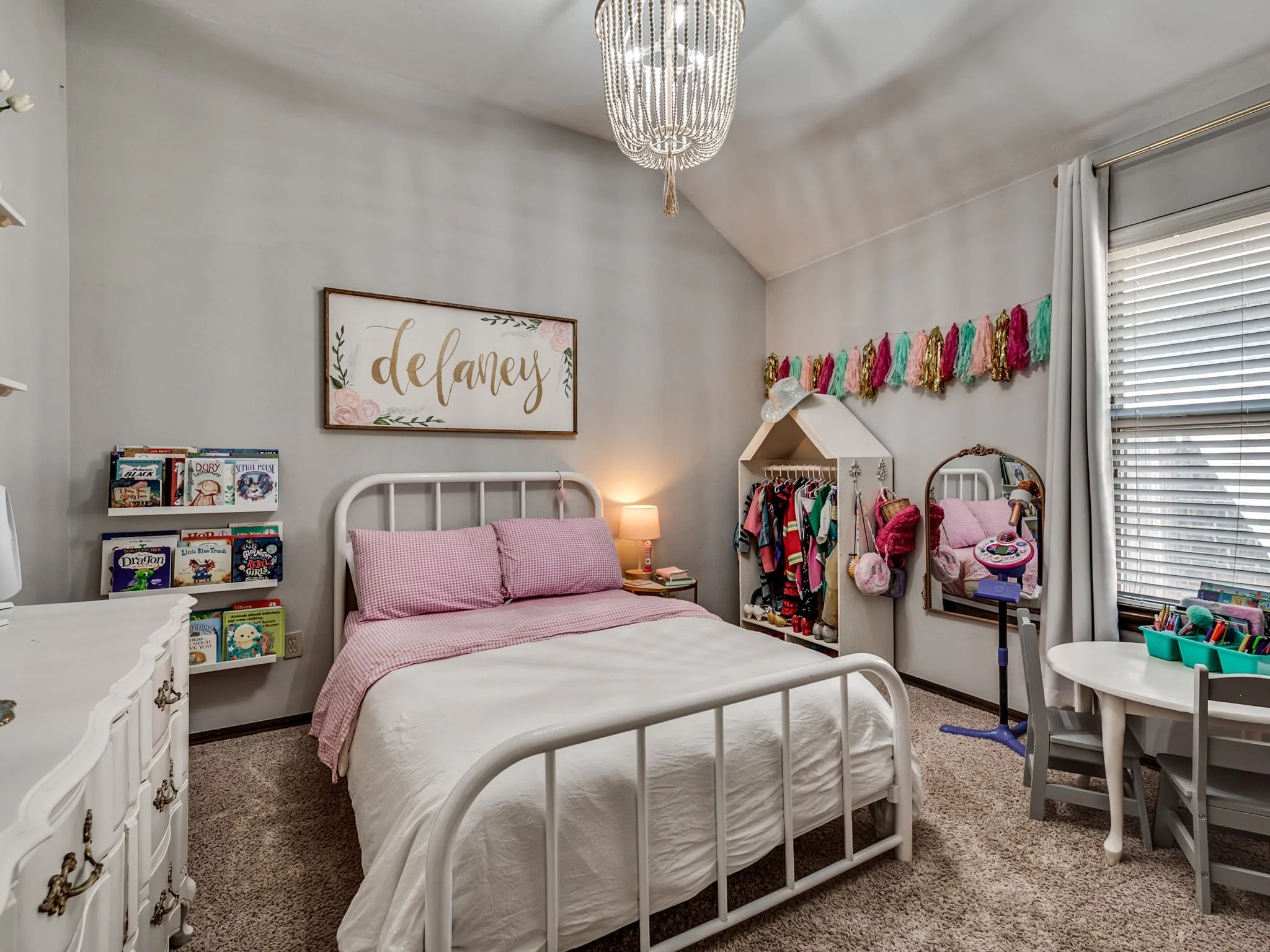 2204 NW 158th St-16.jpg