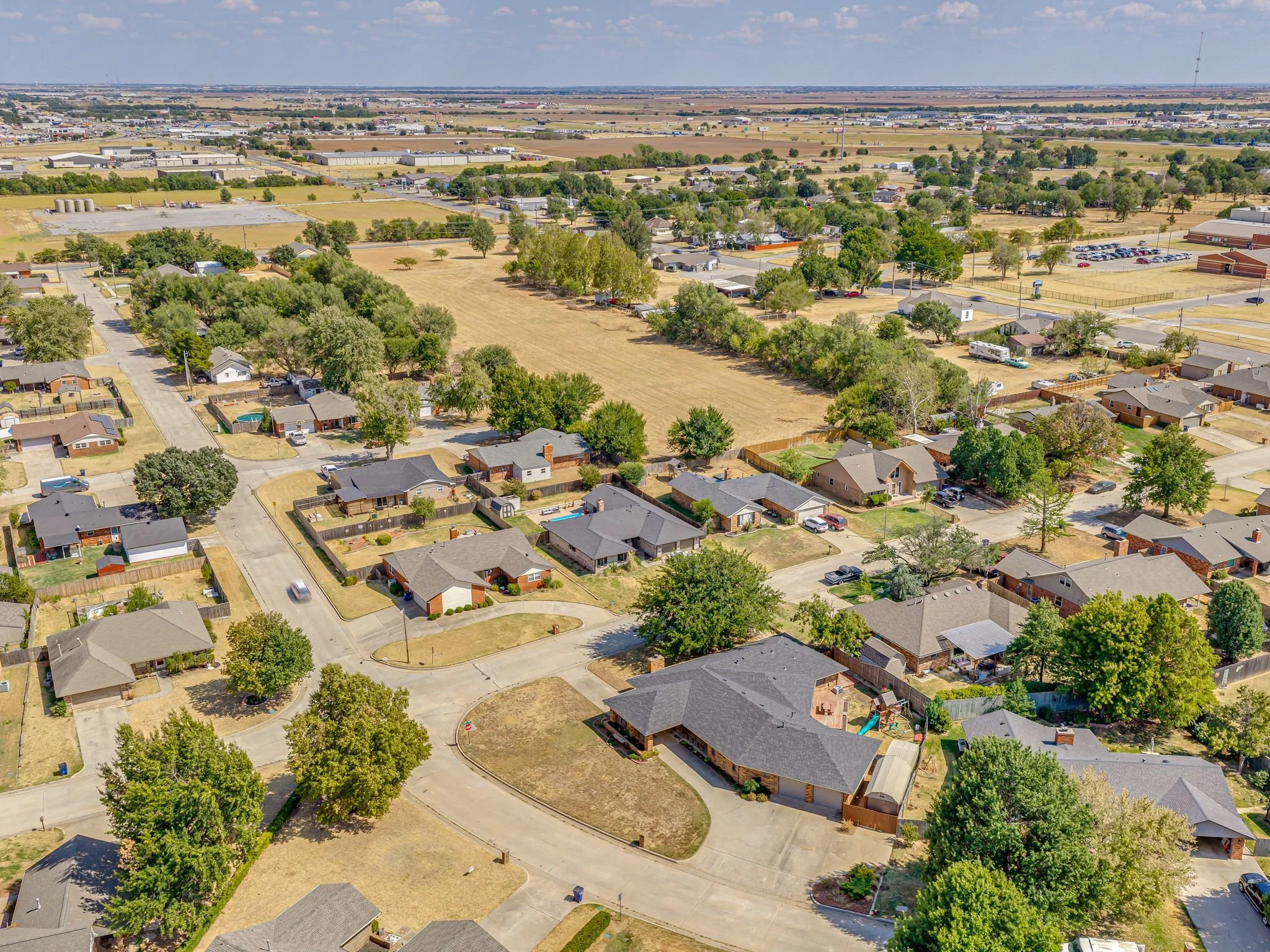 2501 Southlawn Dr-37.jpg