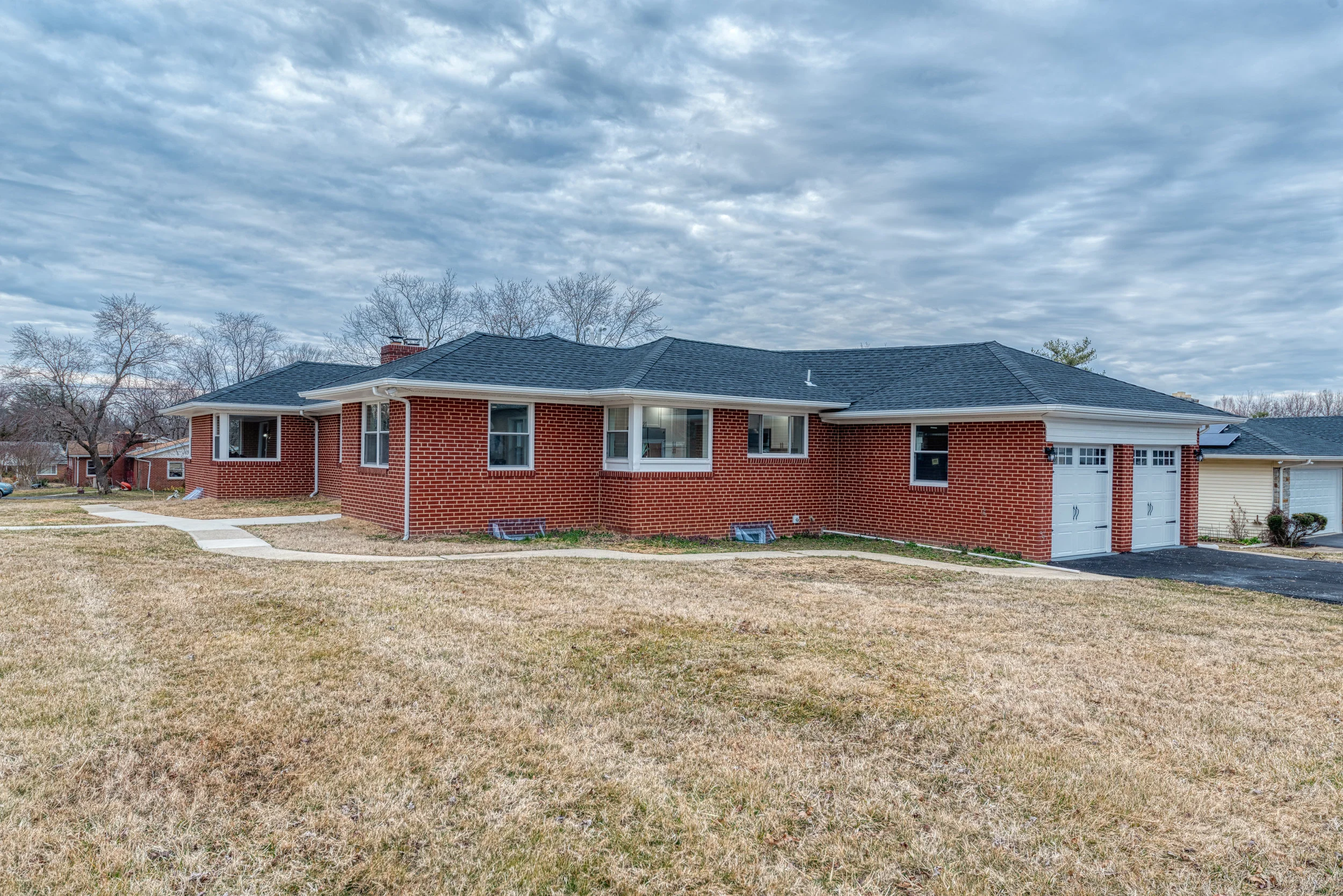 9205 Ravenwood (2).JPG