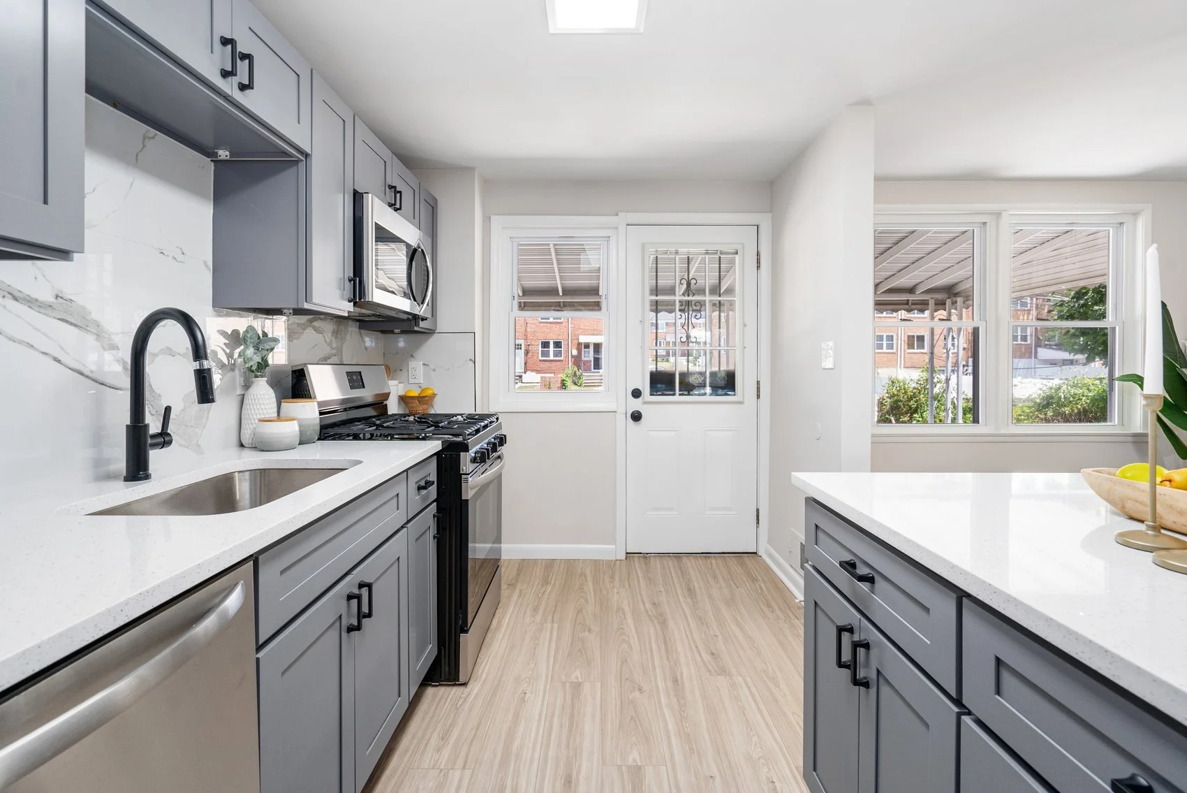 5519 Cedonia Ave-21.jpg