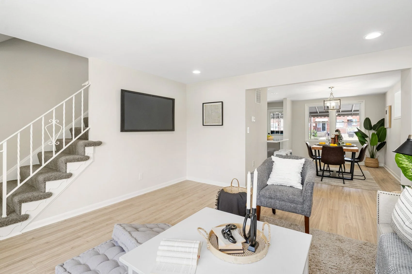 5519 Cedonia Ave-10.jpg