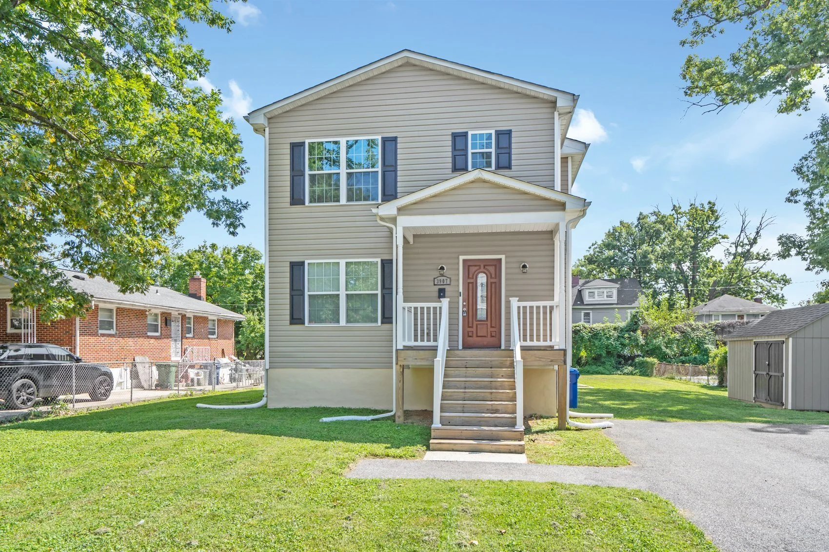 3907 carlisle-02.jpg