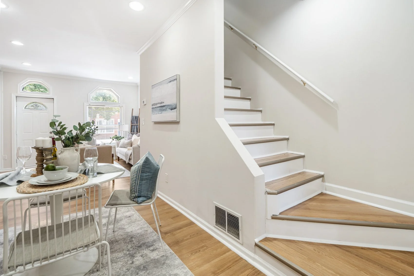 1746 s charles-13.jpg