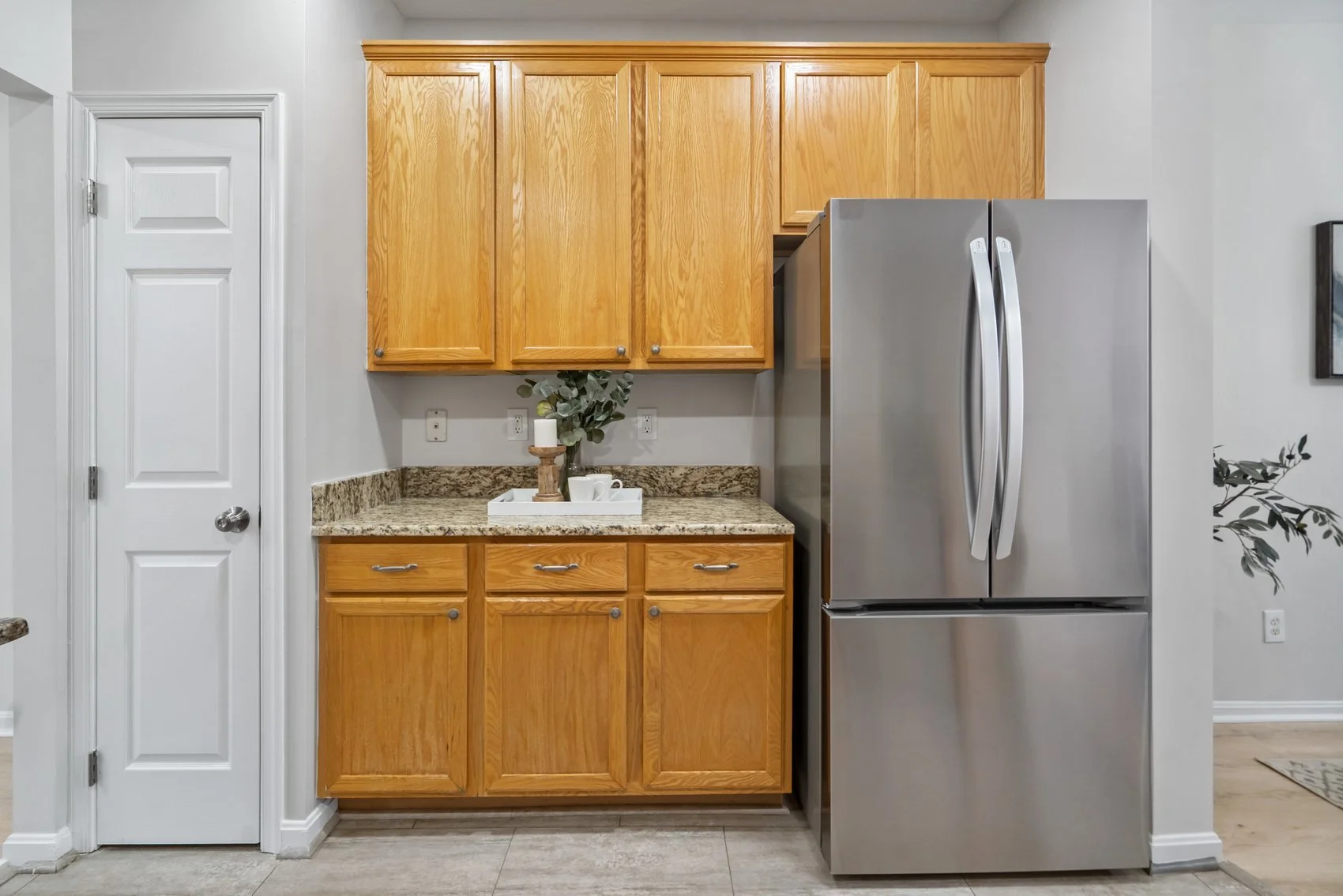 4965 BRISTLE CONE-15.jpg