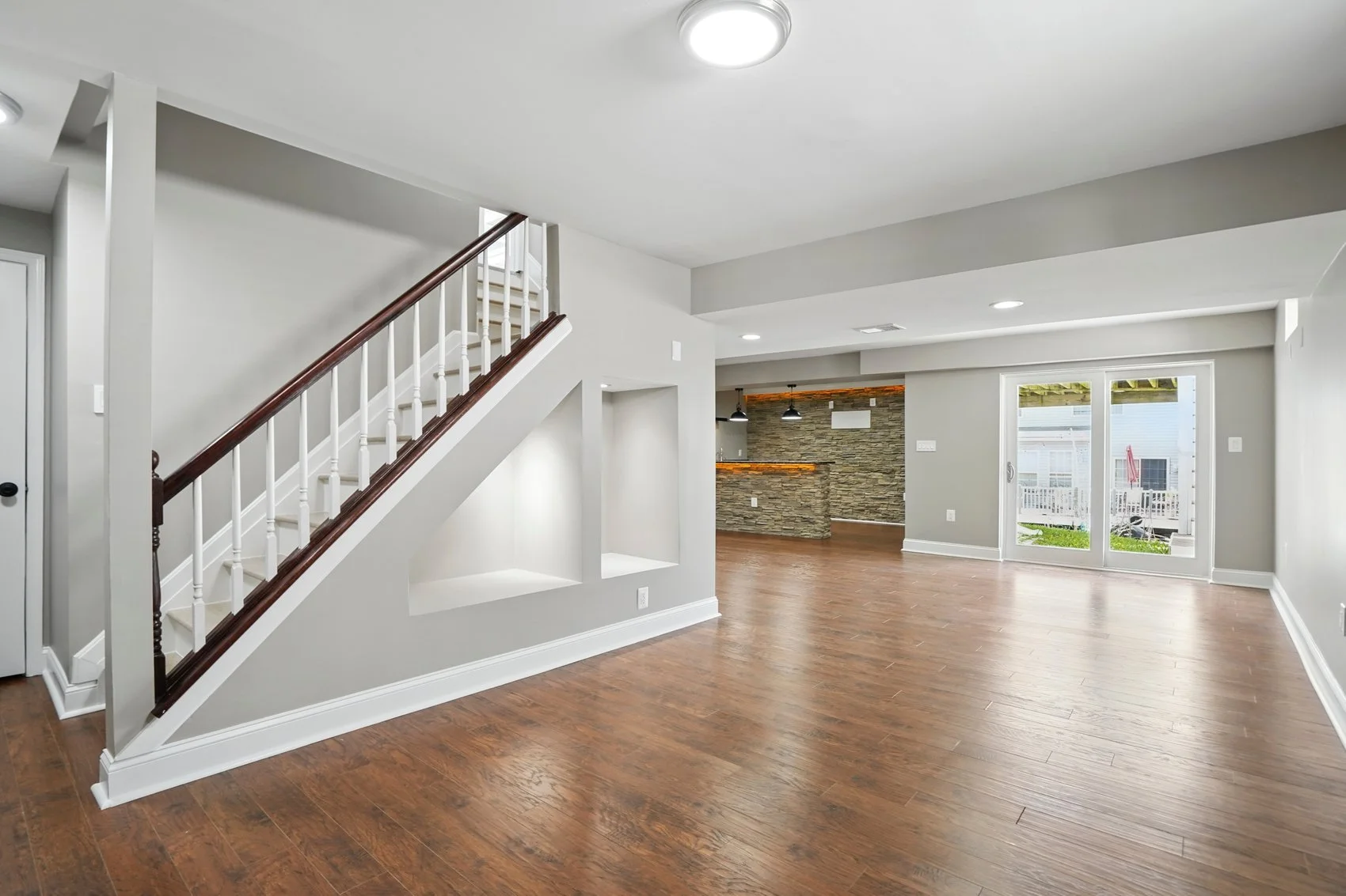 6624 aaron way-21.jpg