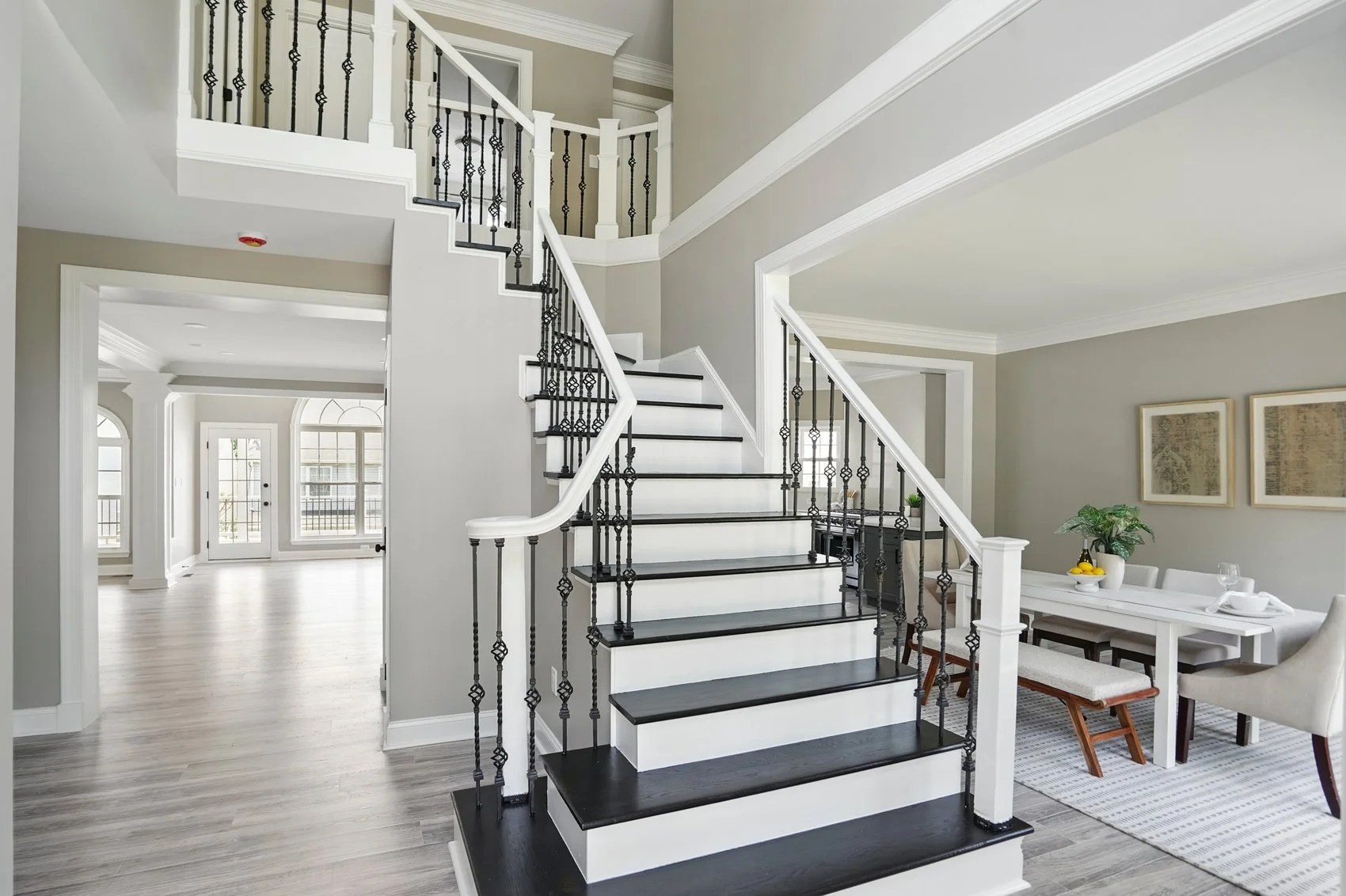 6624 aaron way-08.jpg