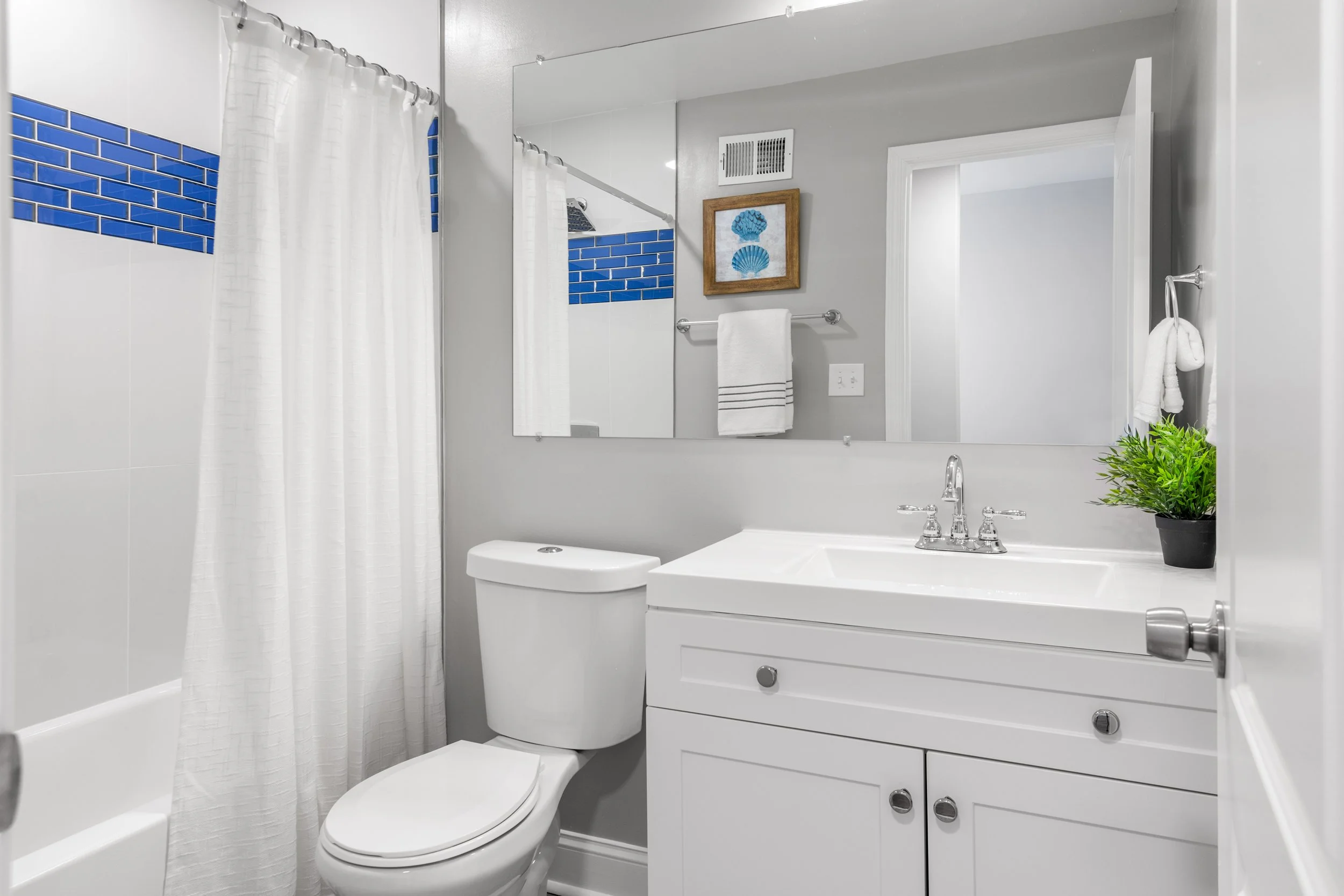 3220 Leverton (24).JPG