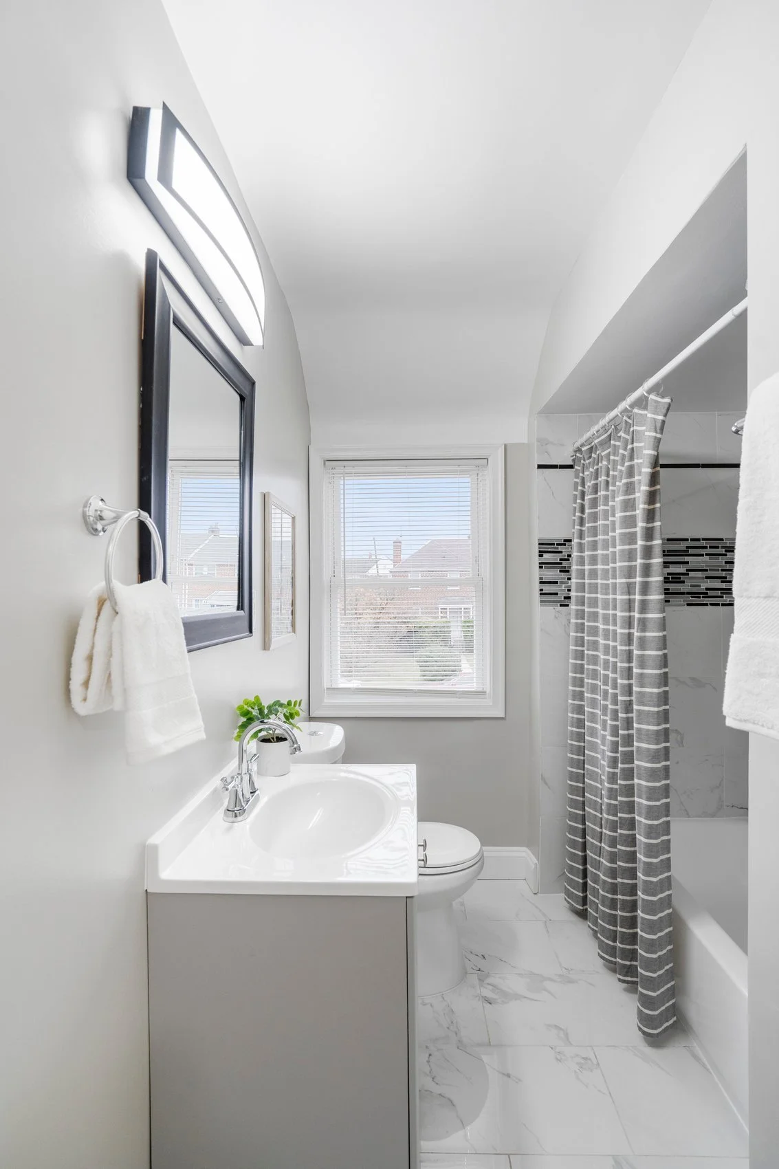 1324 Winston Ave-43.jpg
